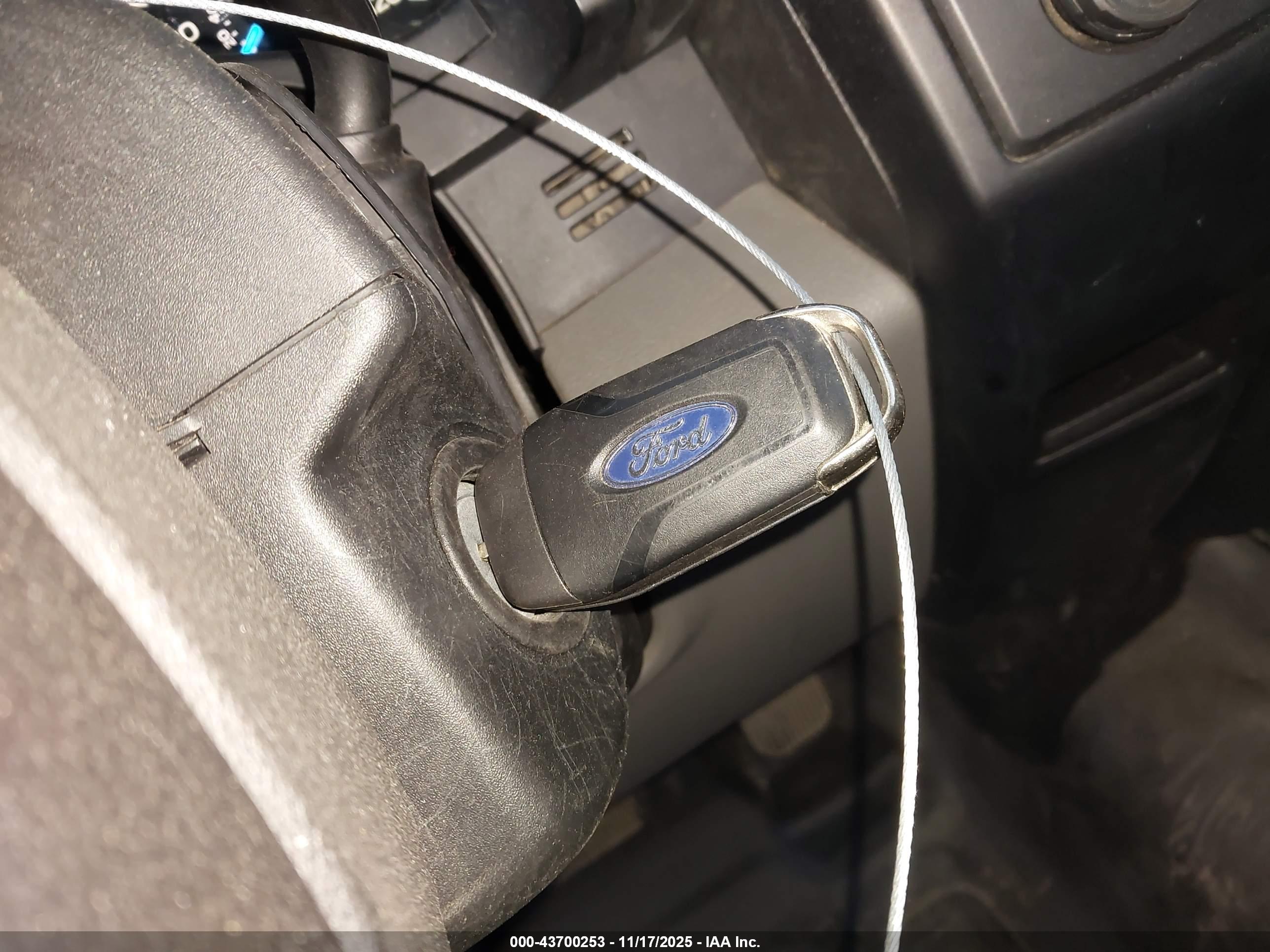 FORD F-150 image 11
