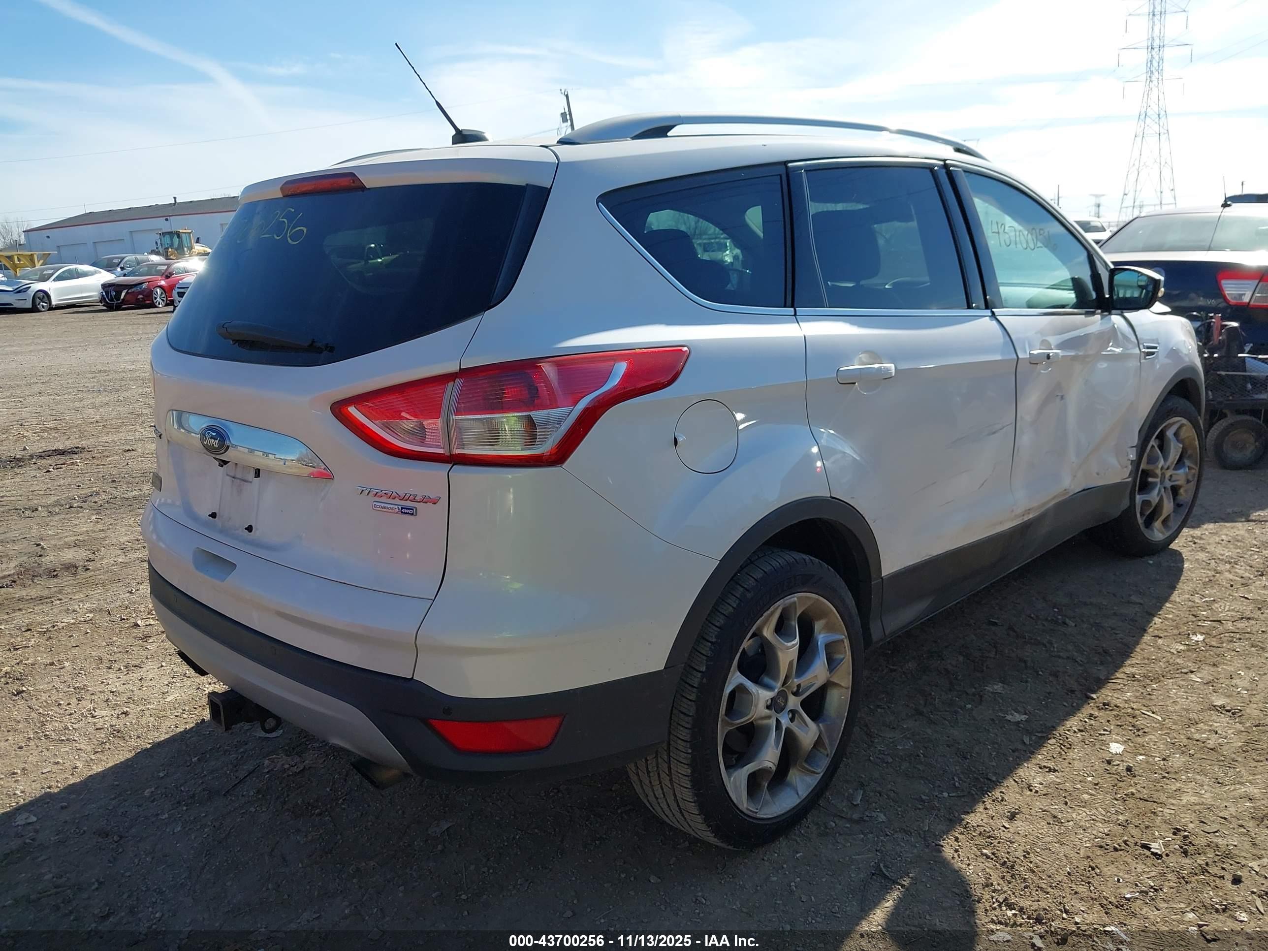 FORD ESCAPE image 4
