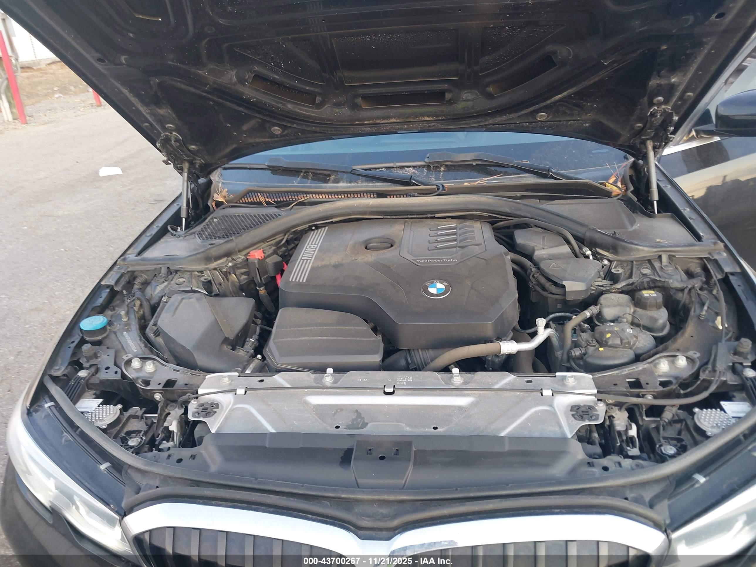 BMW 330I image 10