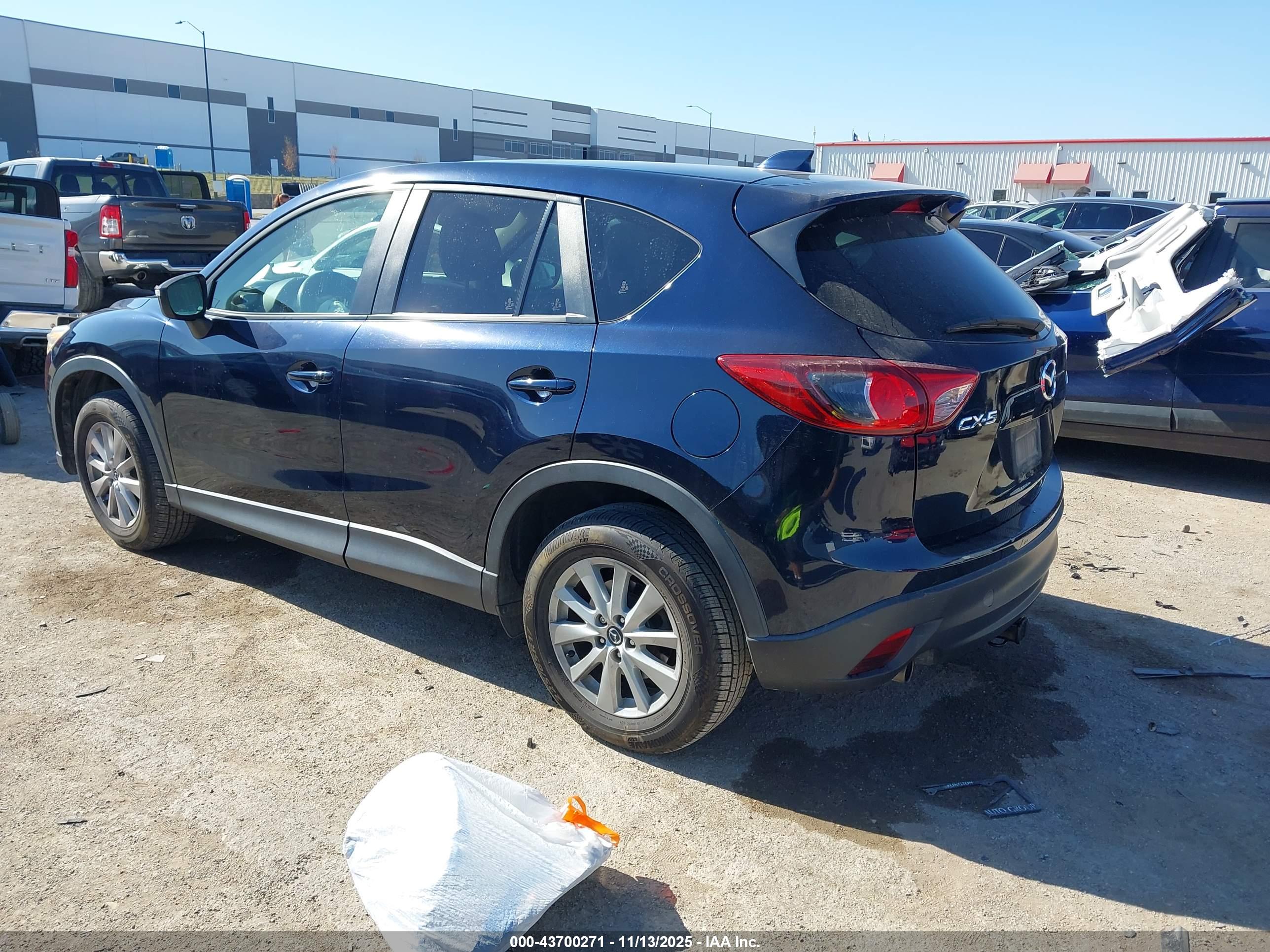 MAZDA CX-5 image 3