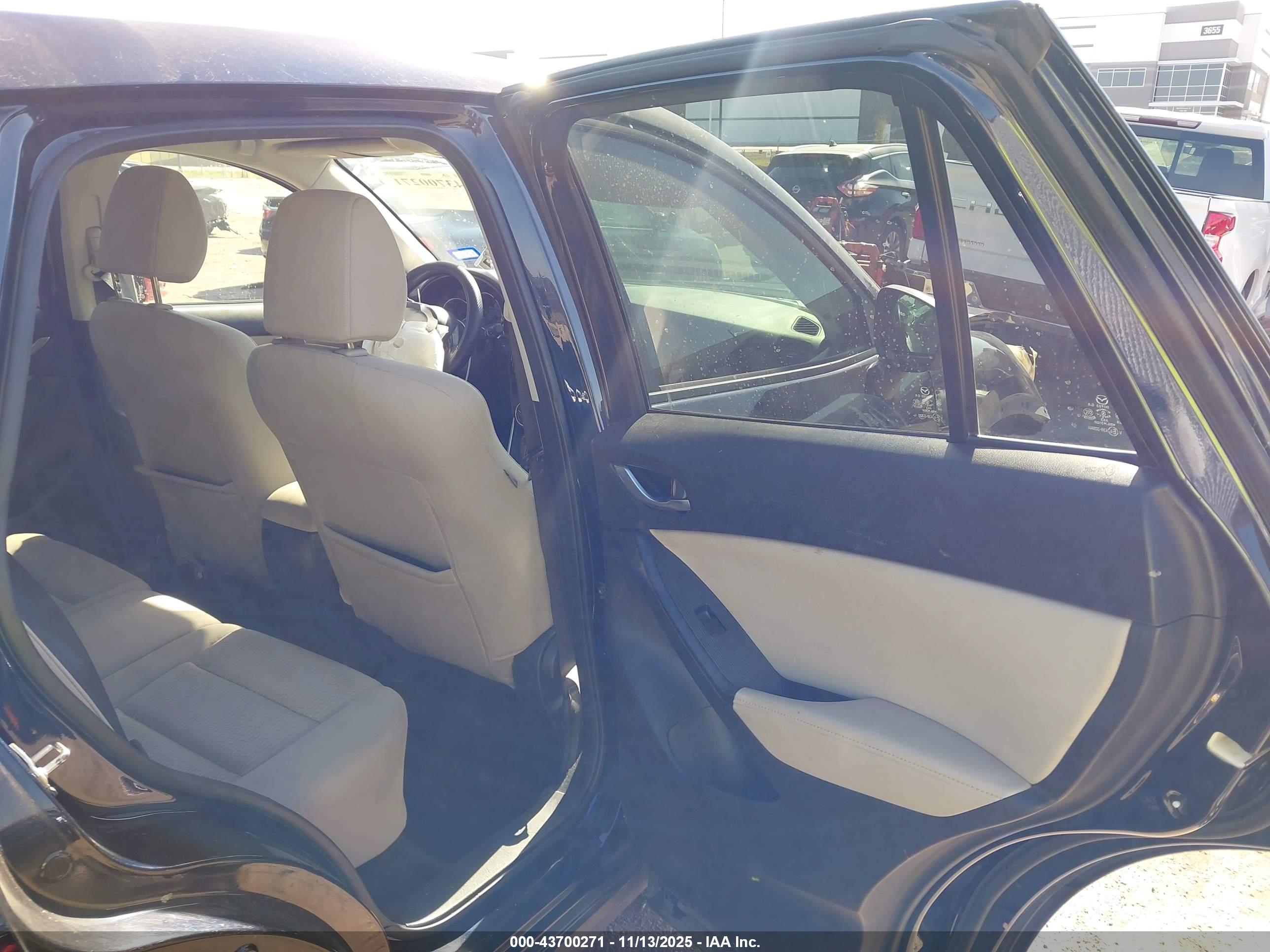 MAZDA CX-5 image 8