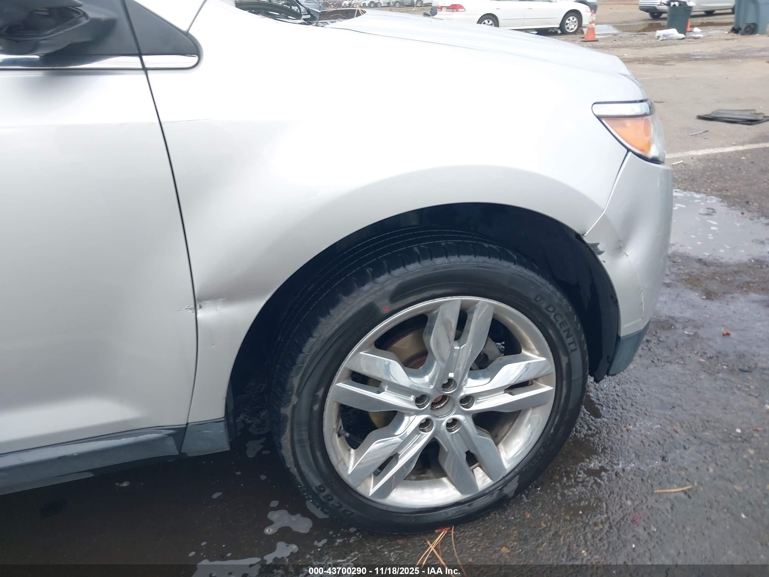 FORD EDGE image 6