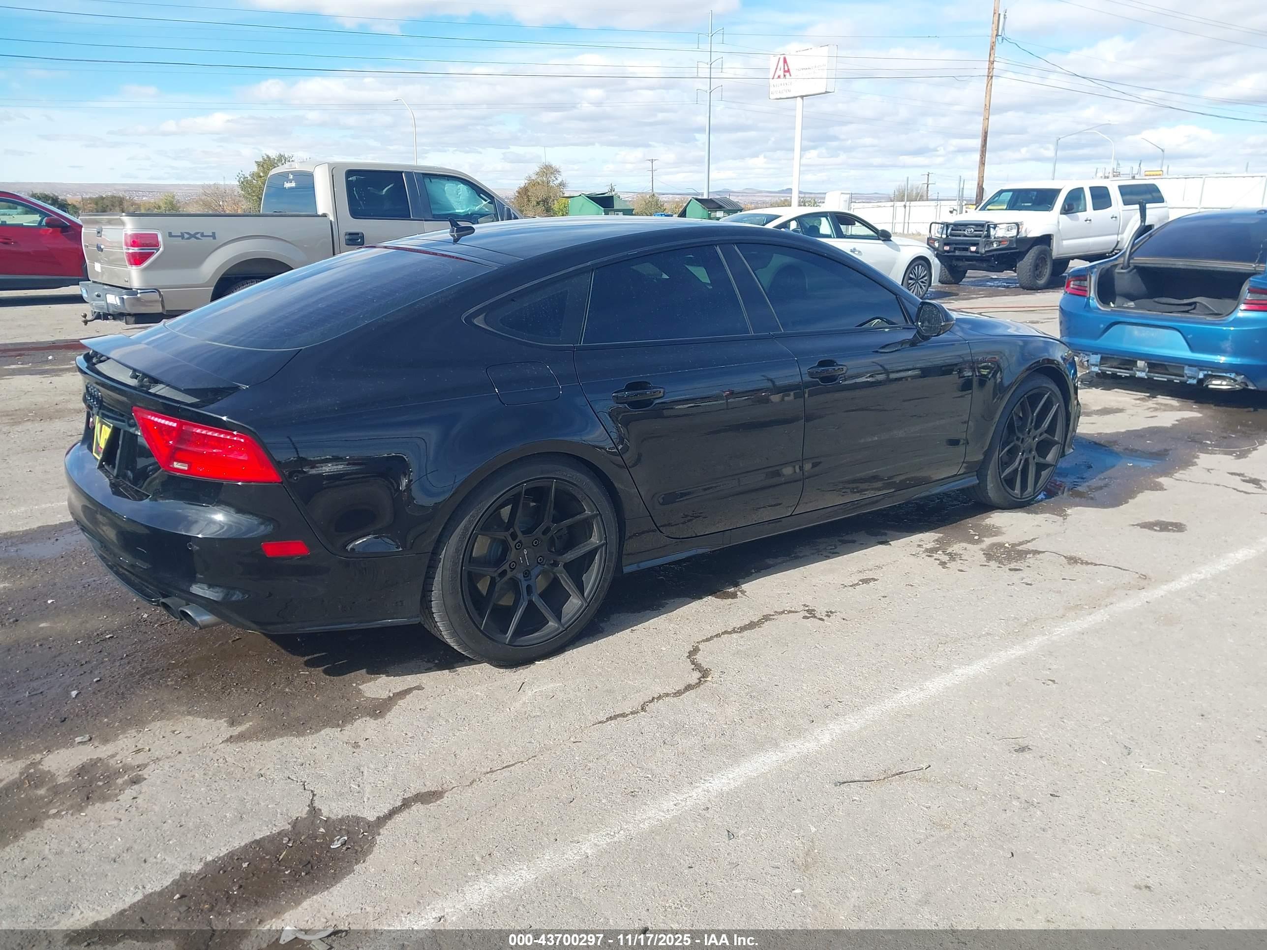 AUDI S7 image 4