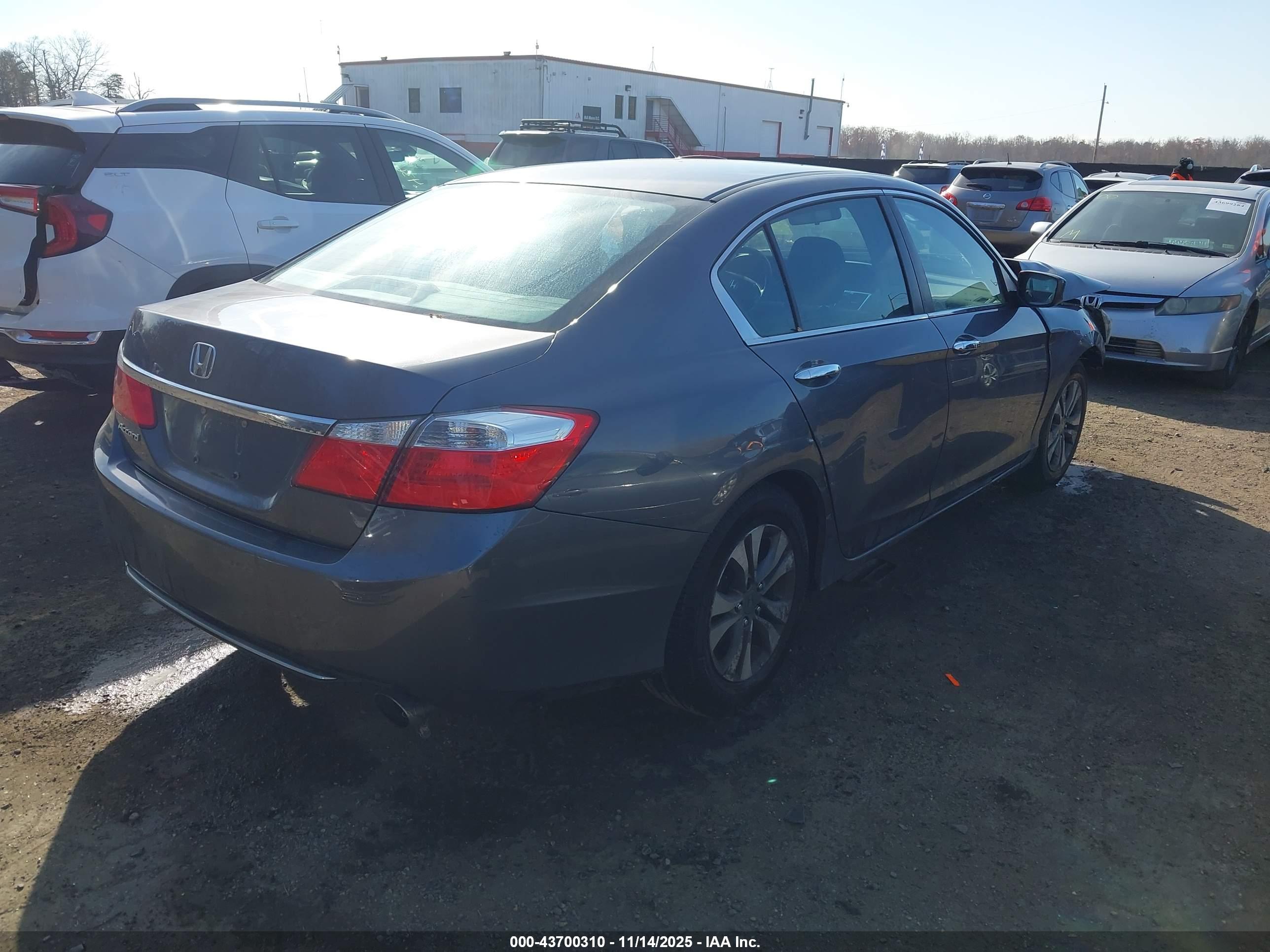 HONDA ACCORD image 4
