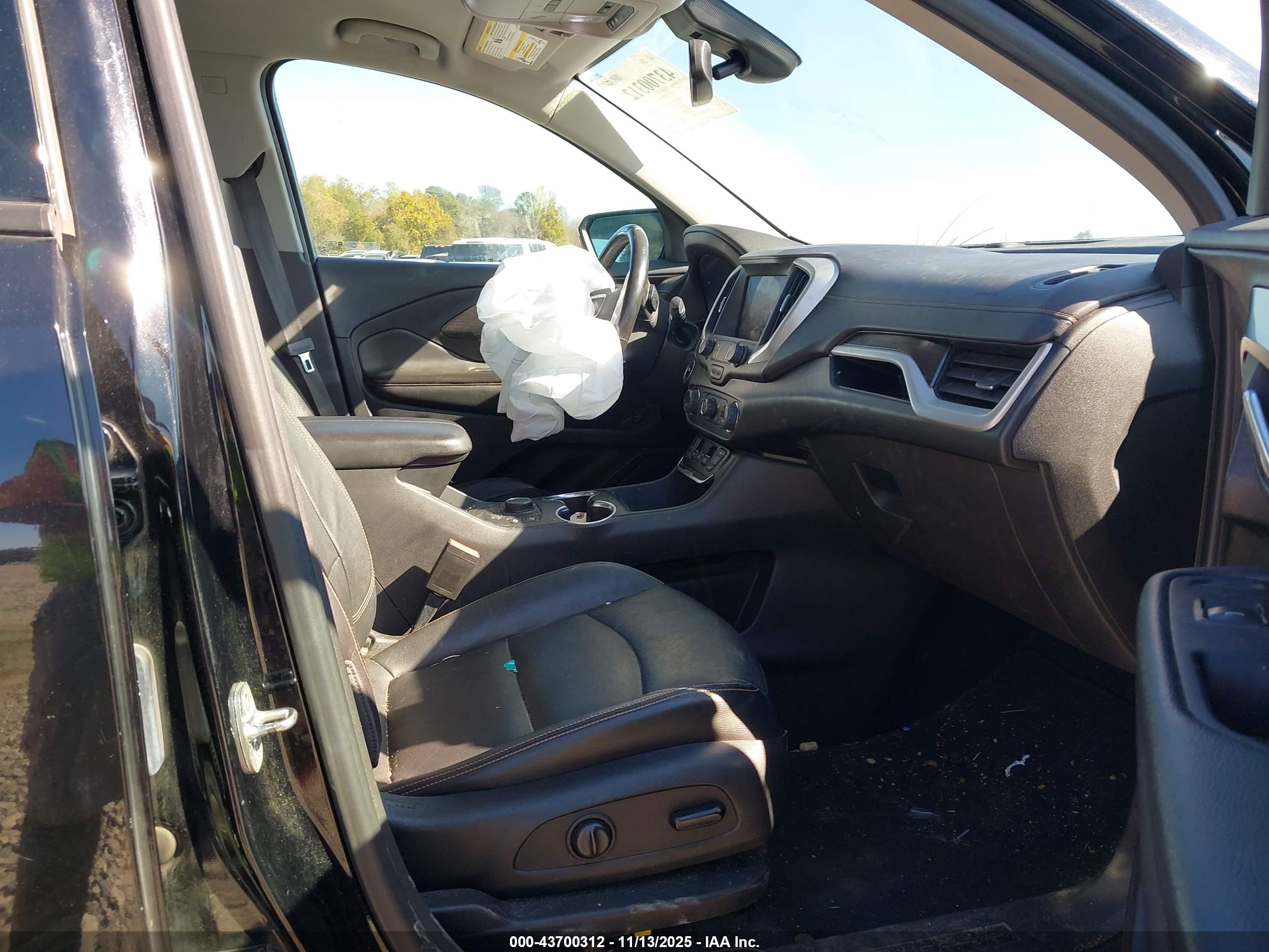 GMC TERRAIN image 5