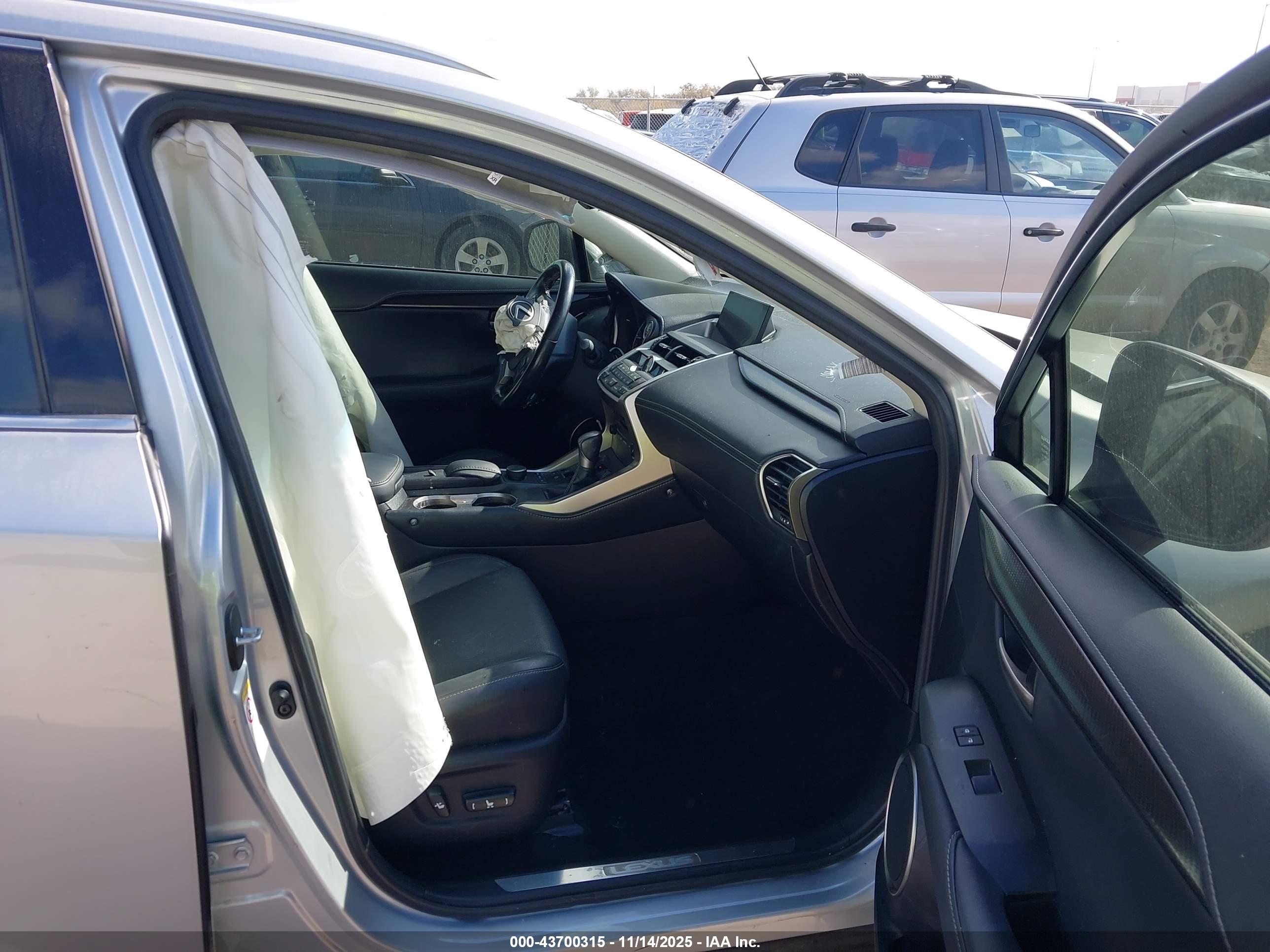 LEXUS NX image 5