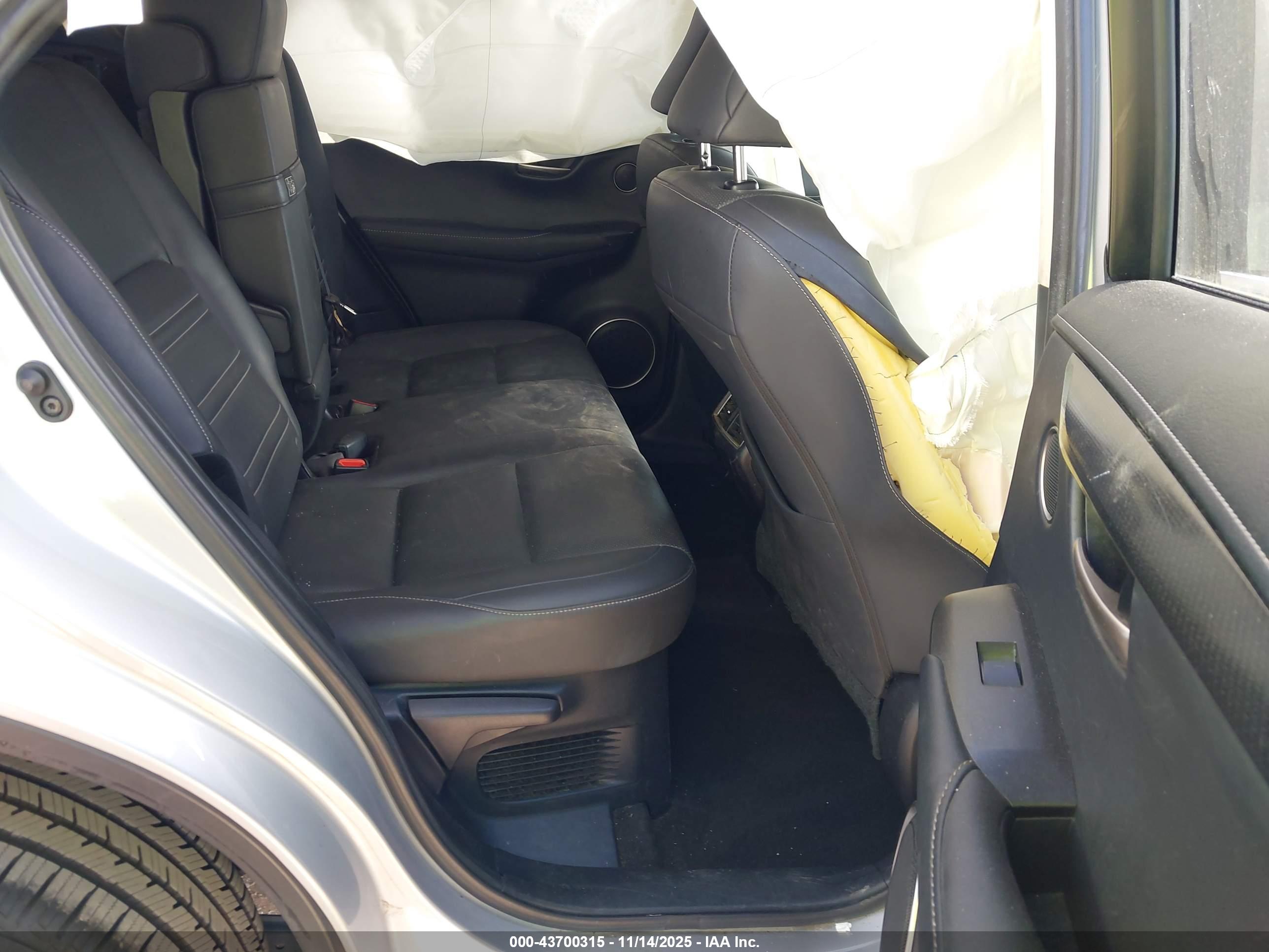 LEXUS NX image 8