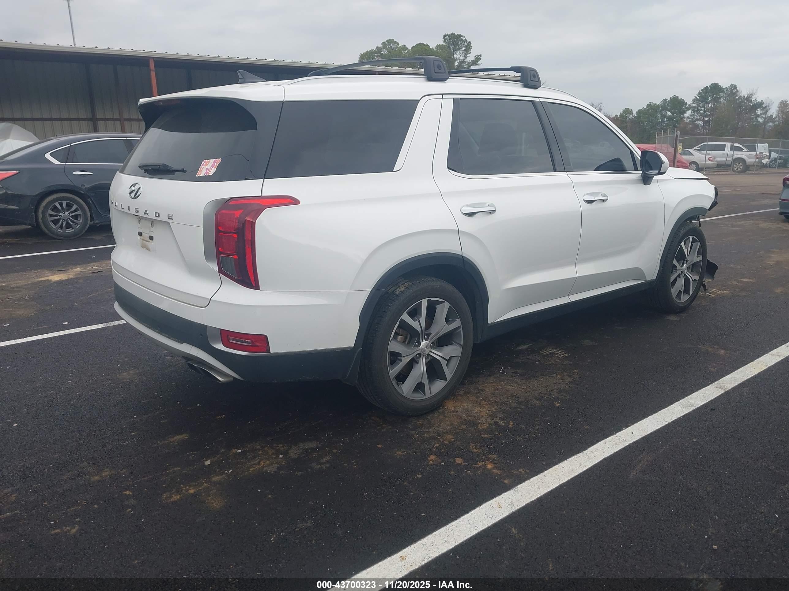 HYUNDAI PALISADE image 4