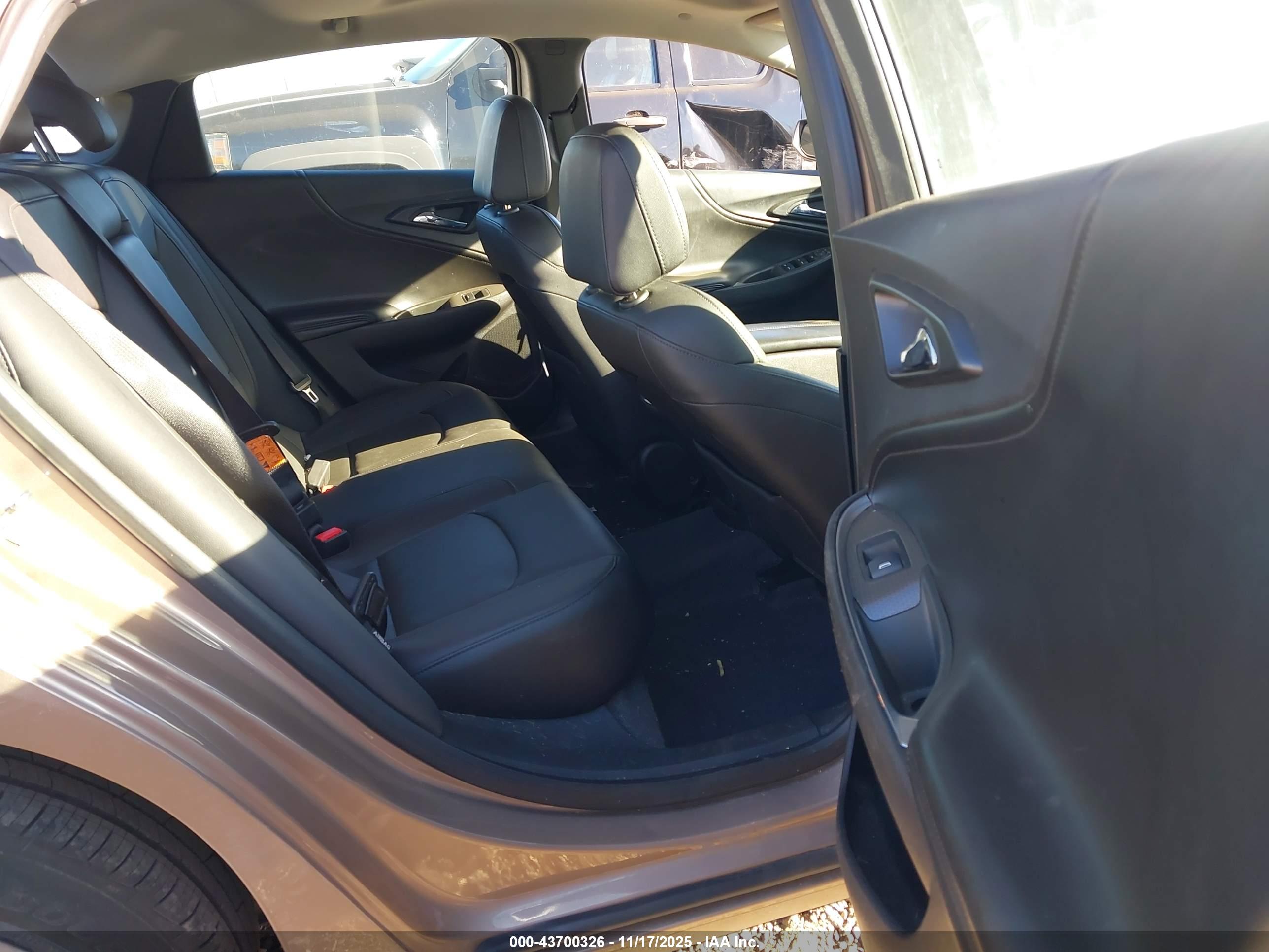 CHEVROLET MALIBU image 8