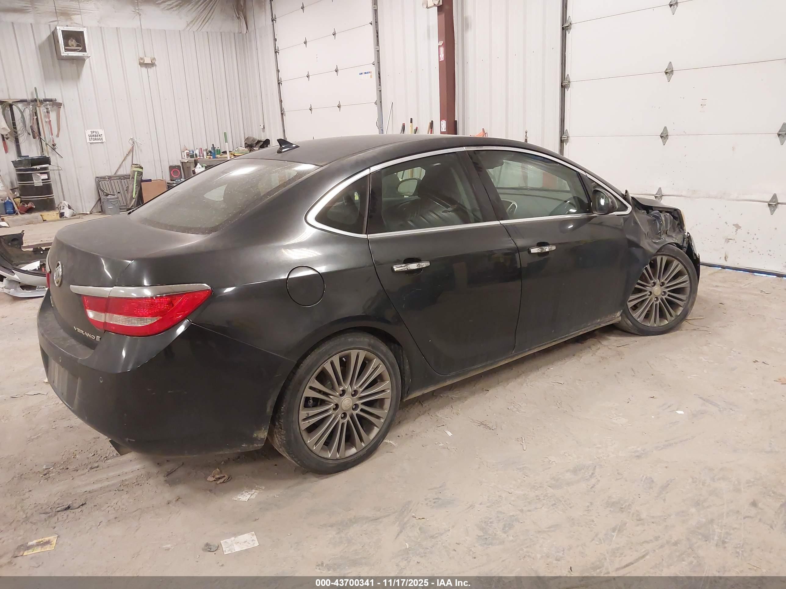 BUICK VERANO image 4