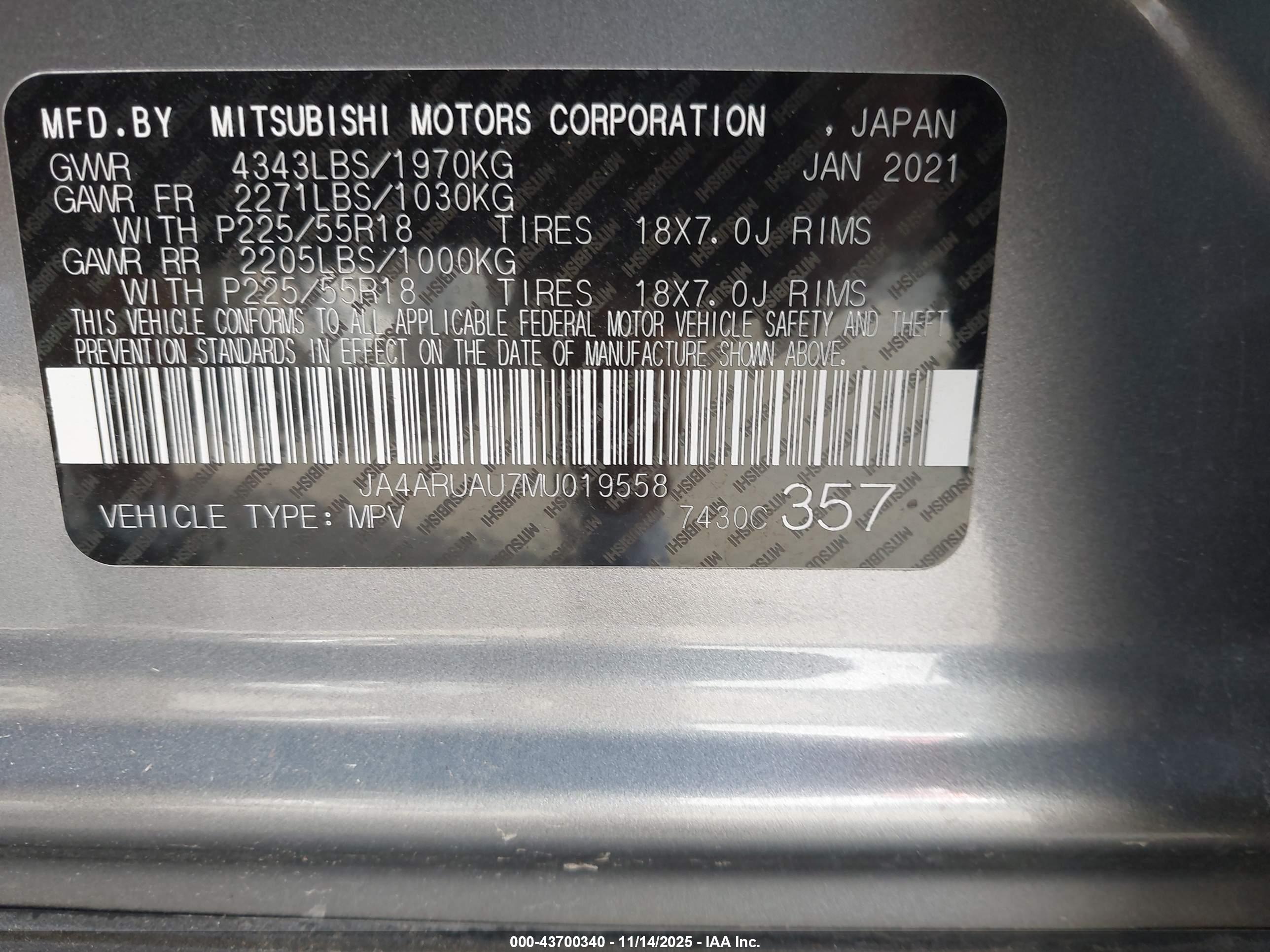 MITSUBISHI OUTLANDER image 9