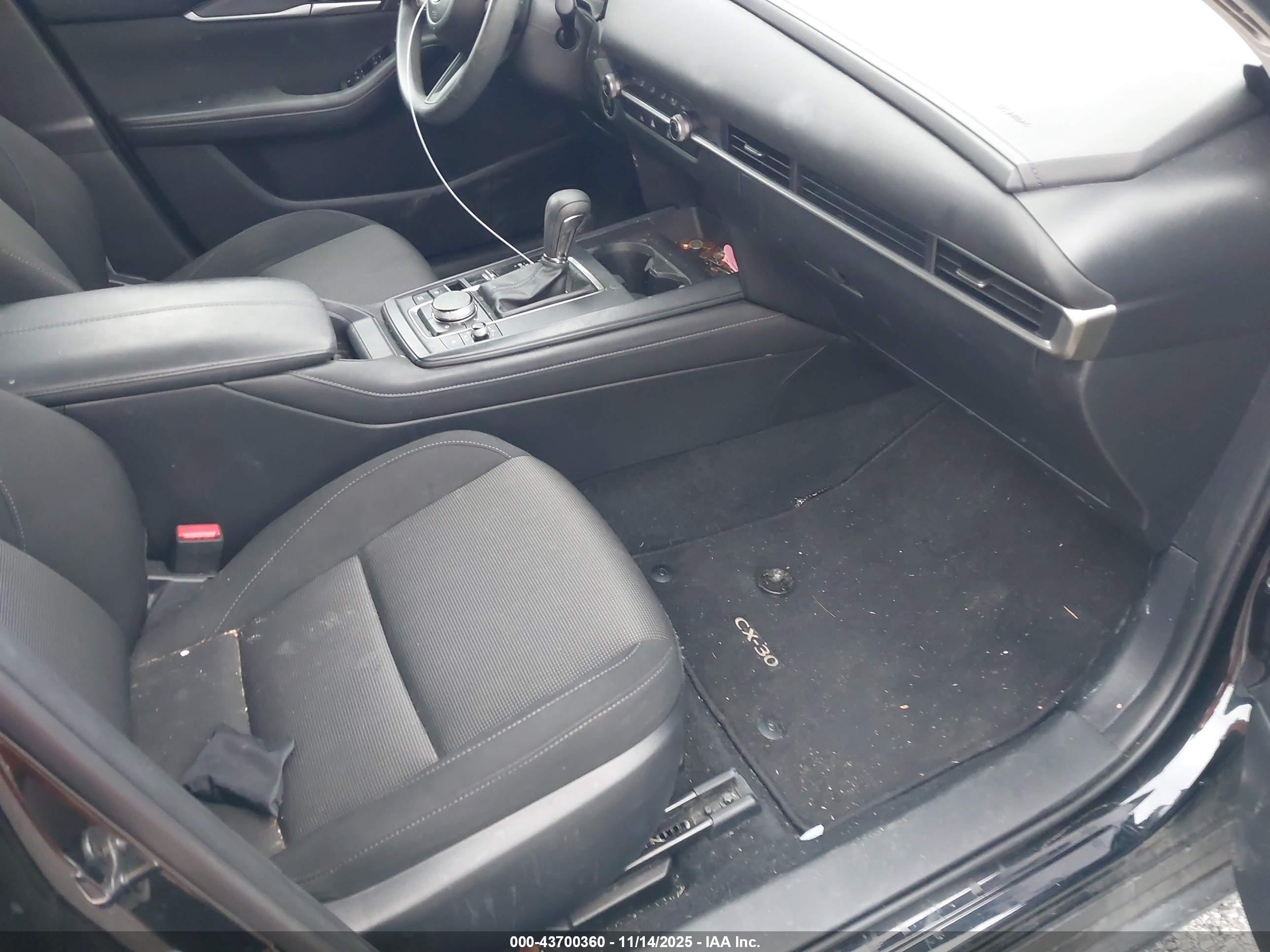 MAZDA CX-30 image 5