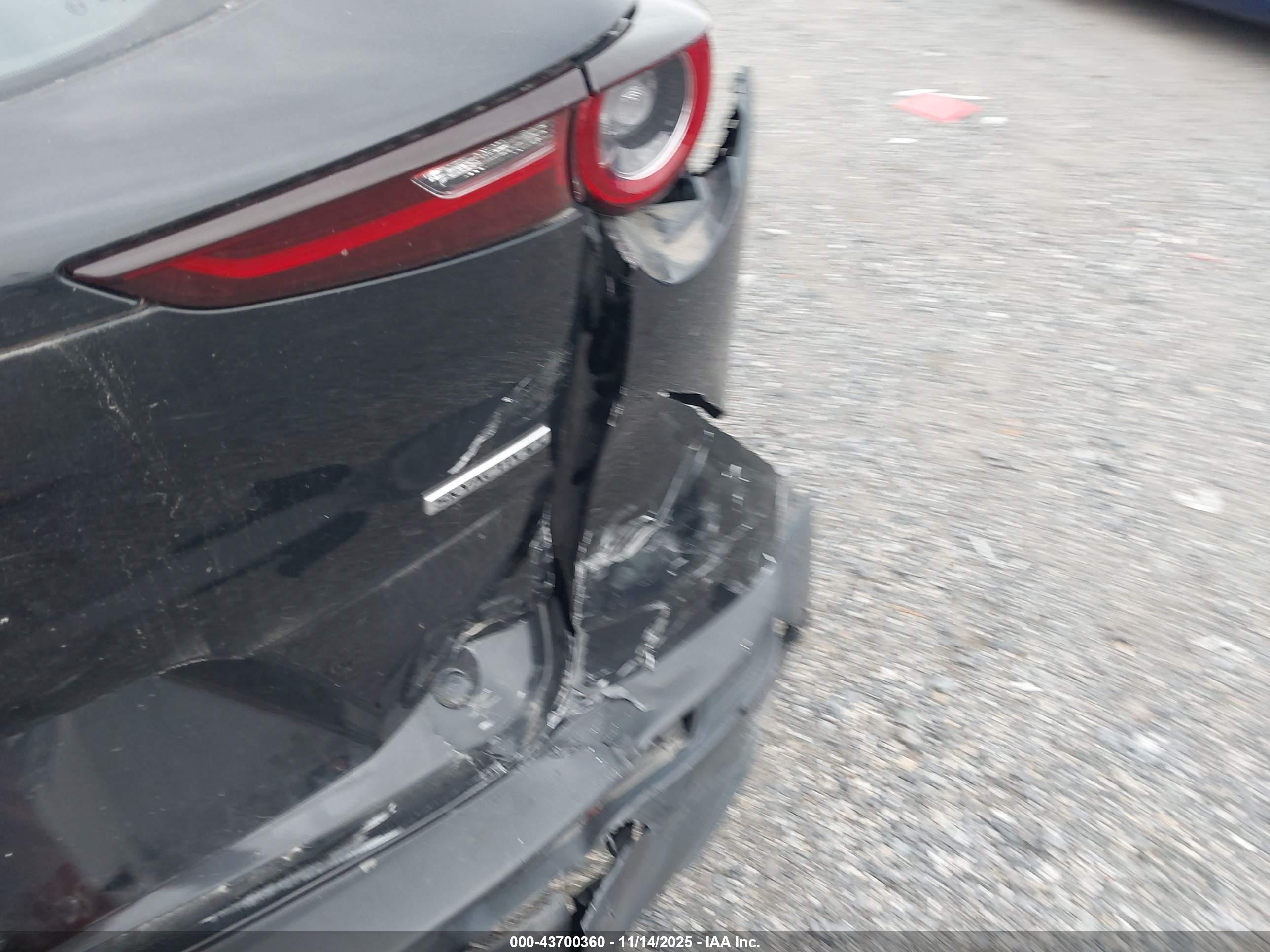 MAZDA CX-30 image 6