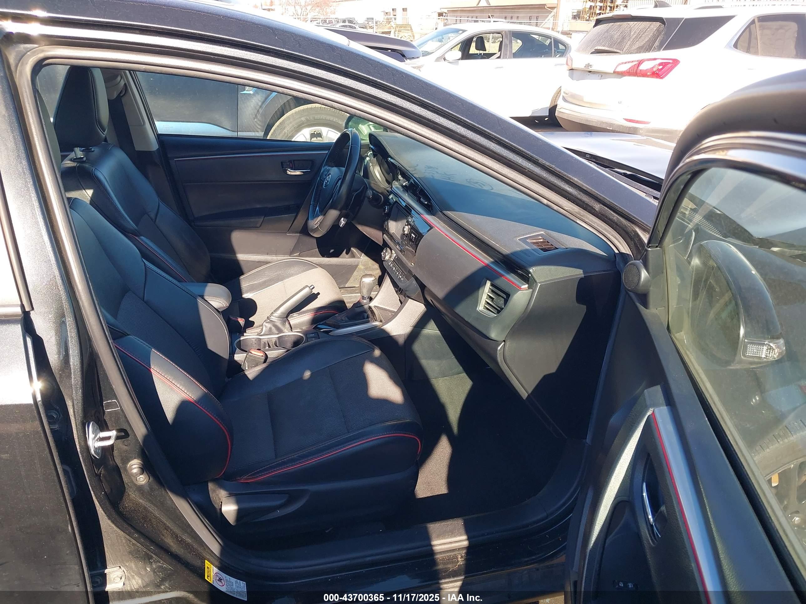 TOYOTA COROLLA image 5
