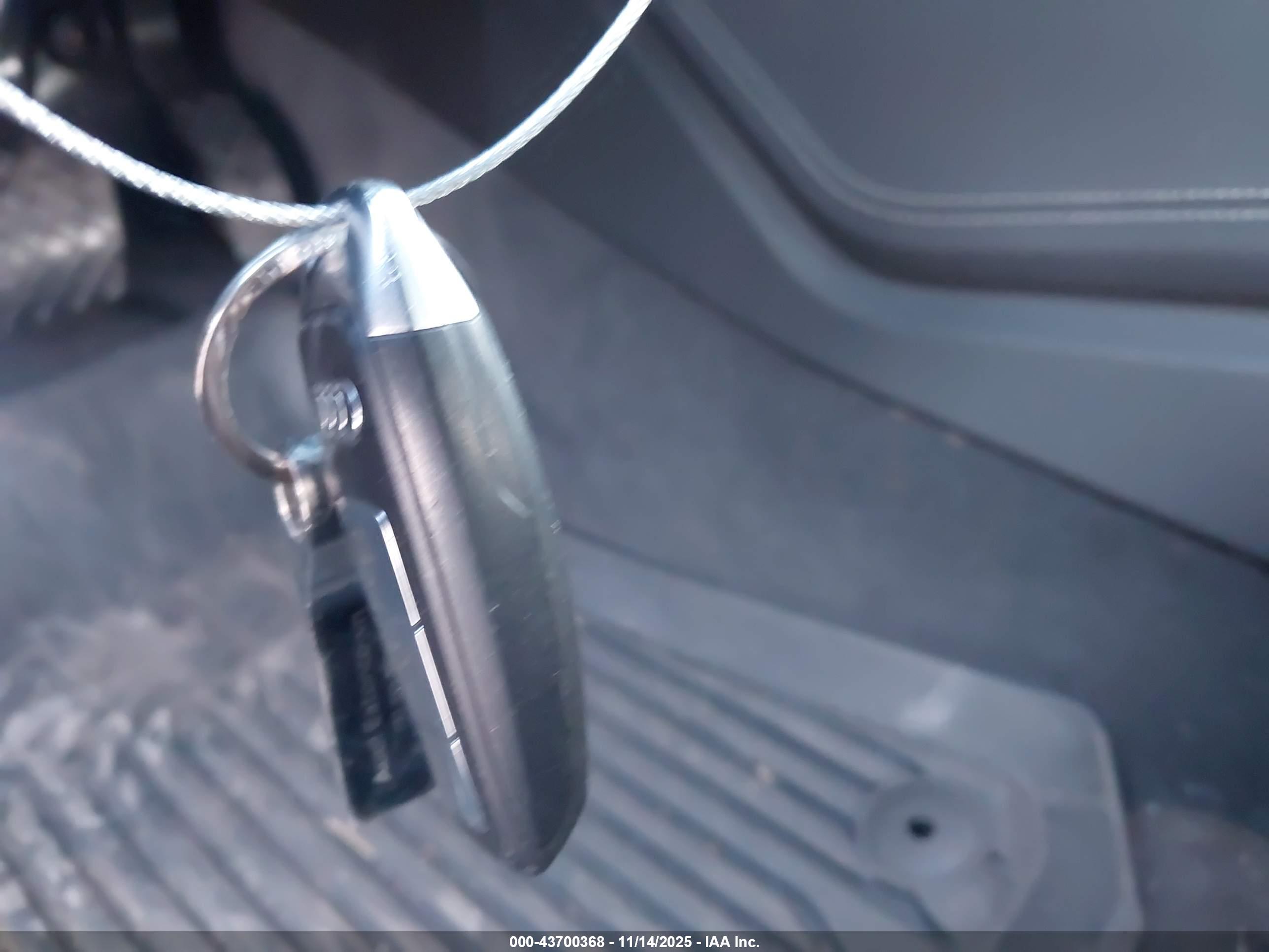 AUDI A6 image 11
