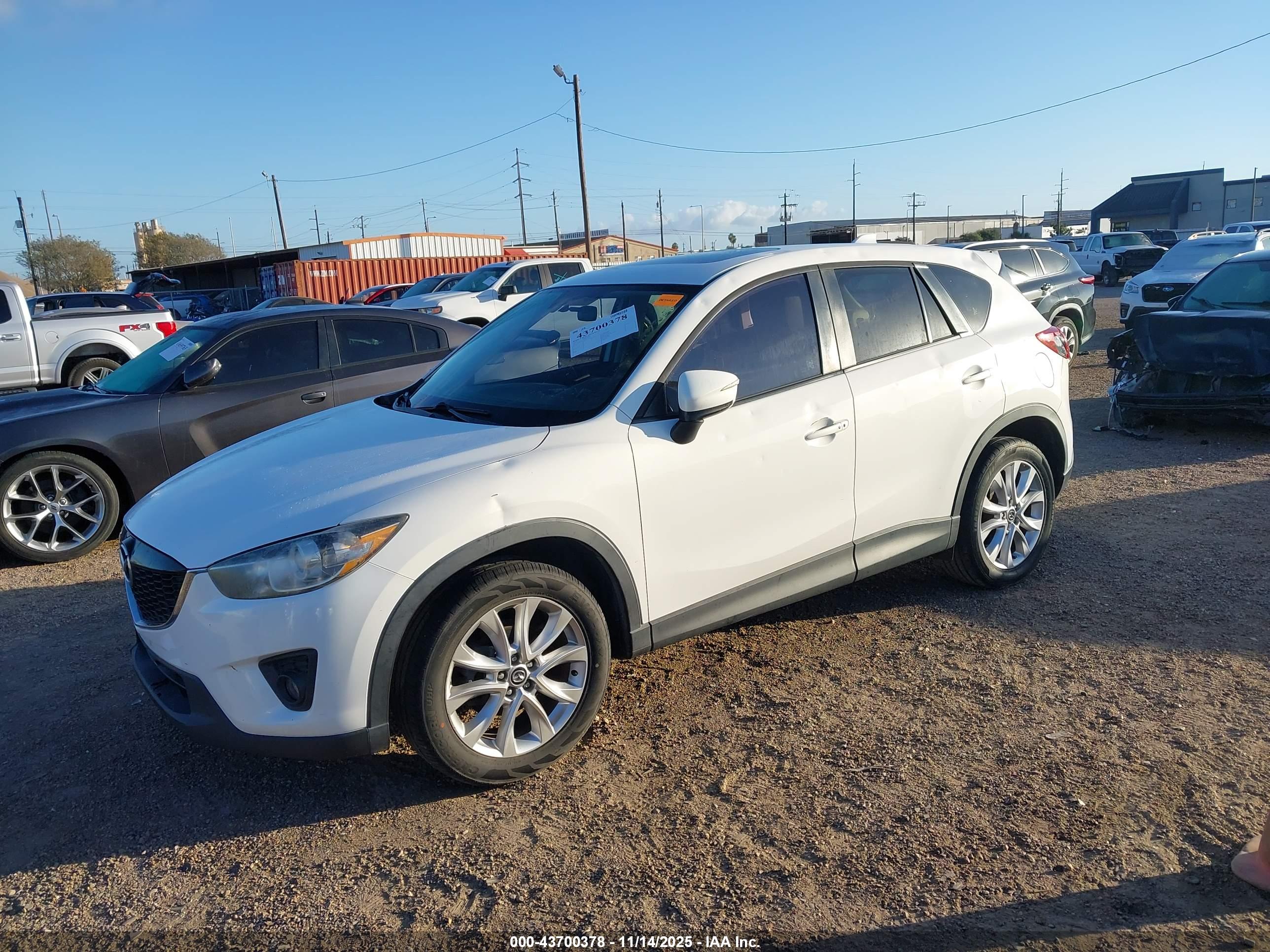 MAZDA CX-5 image 2