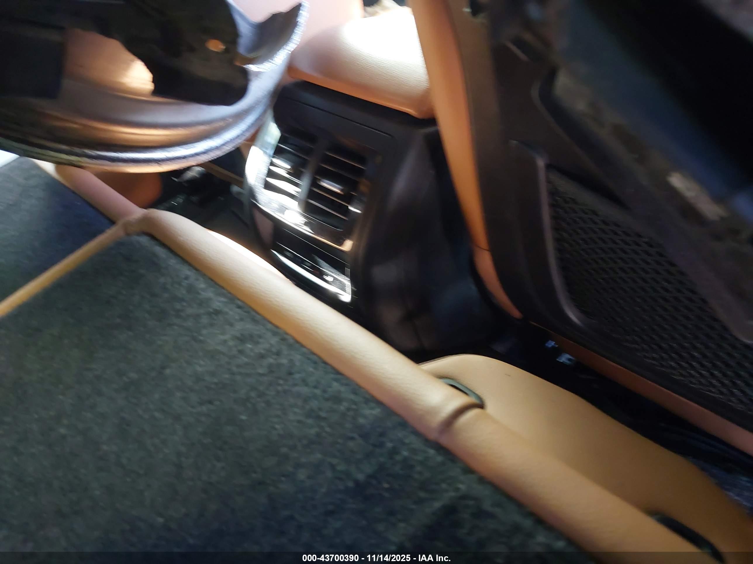 BMW X3 image 8