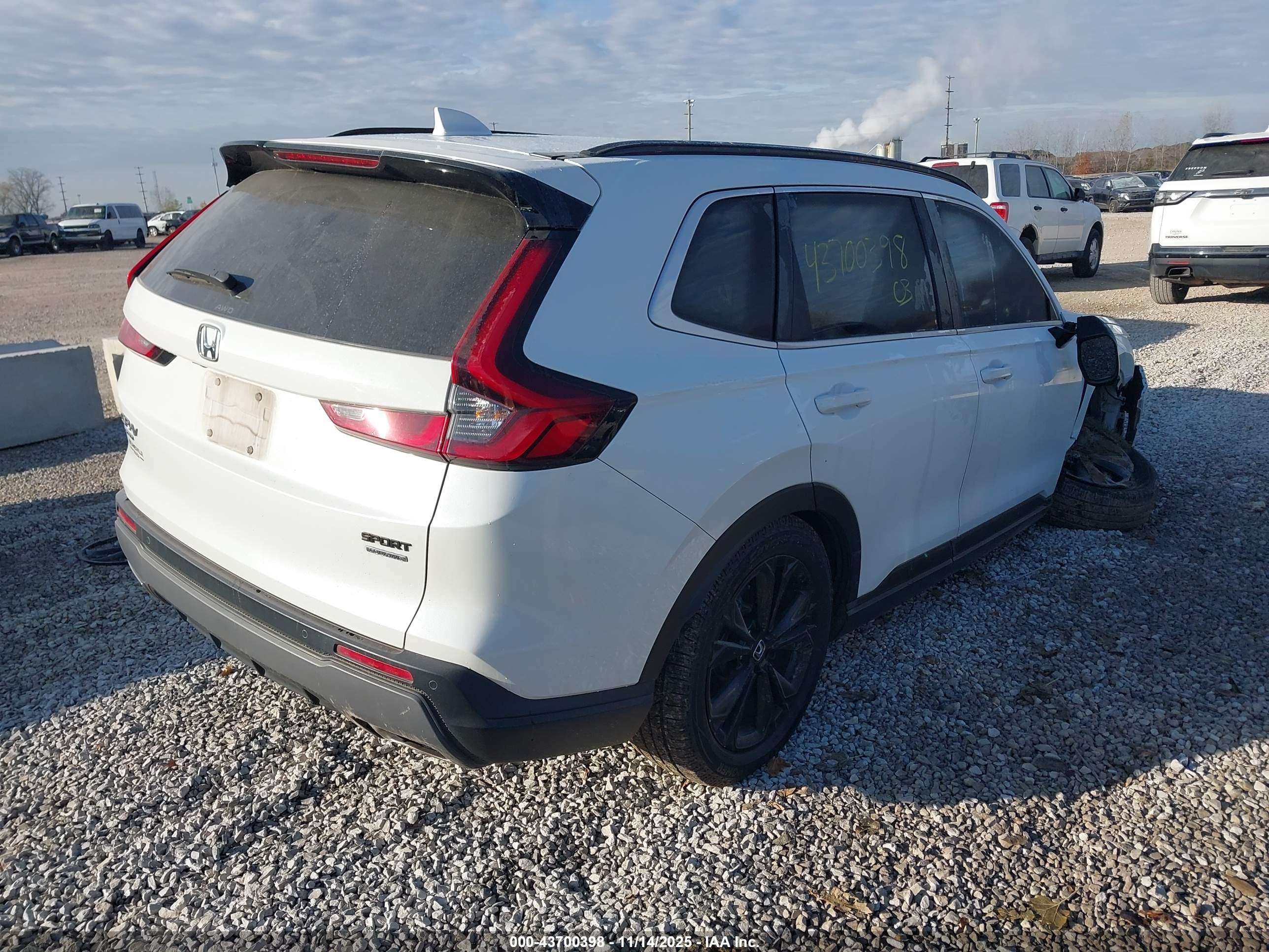 HONDA CR-V image 4