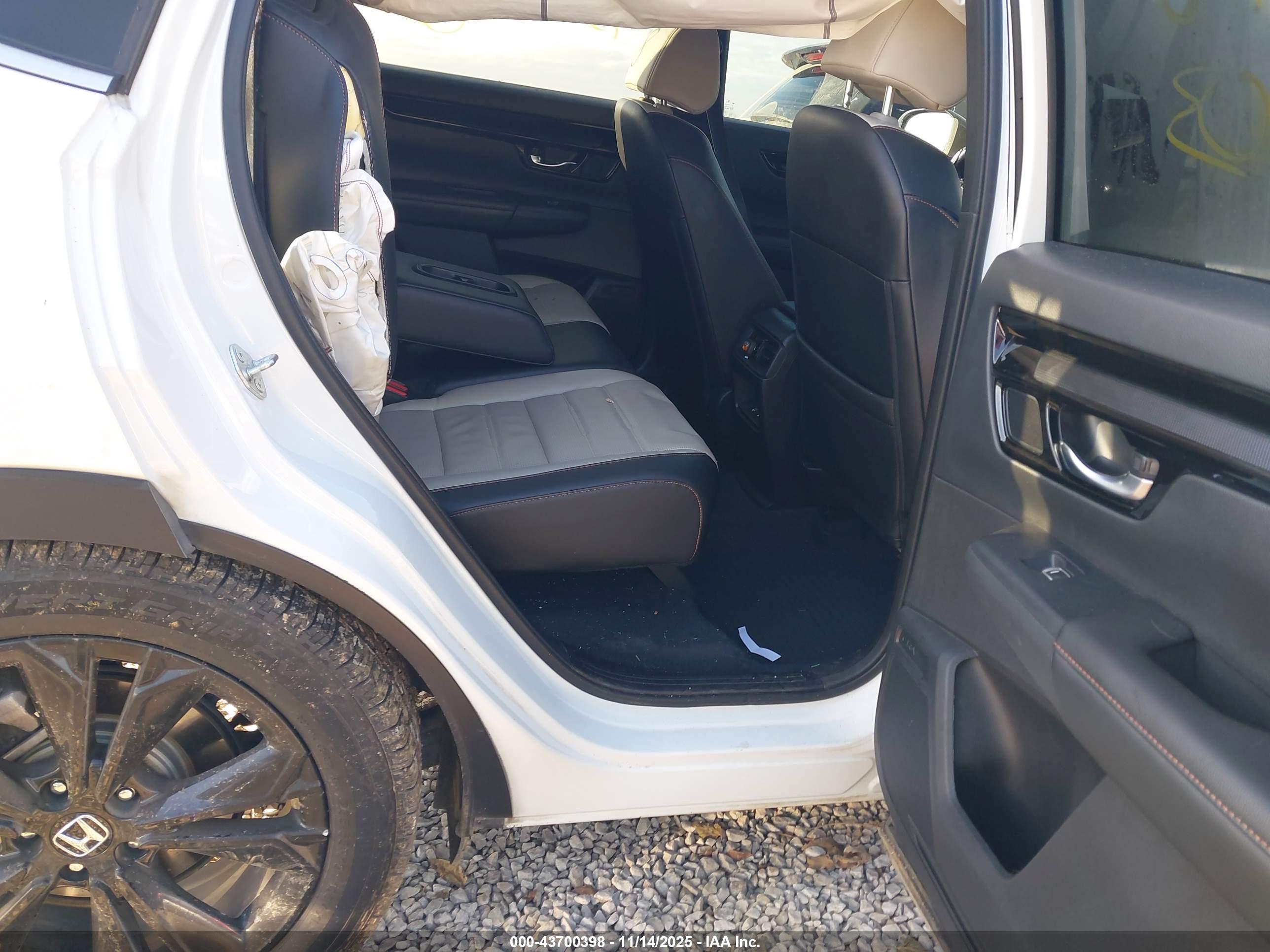HONDA CR-V image 8