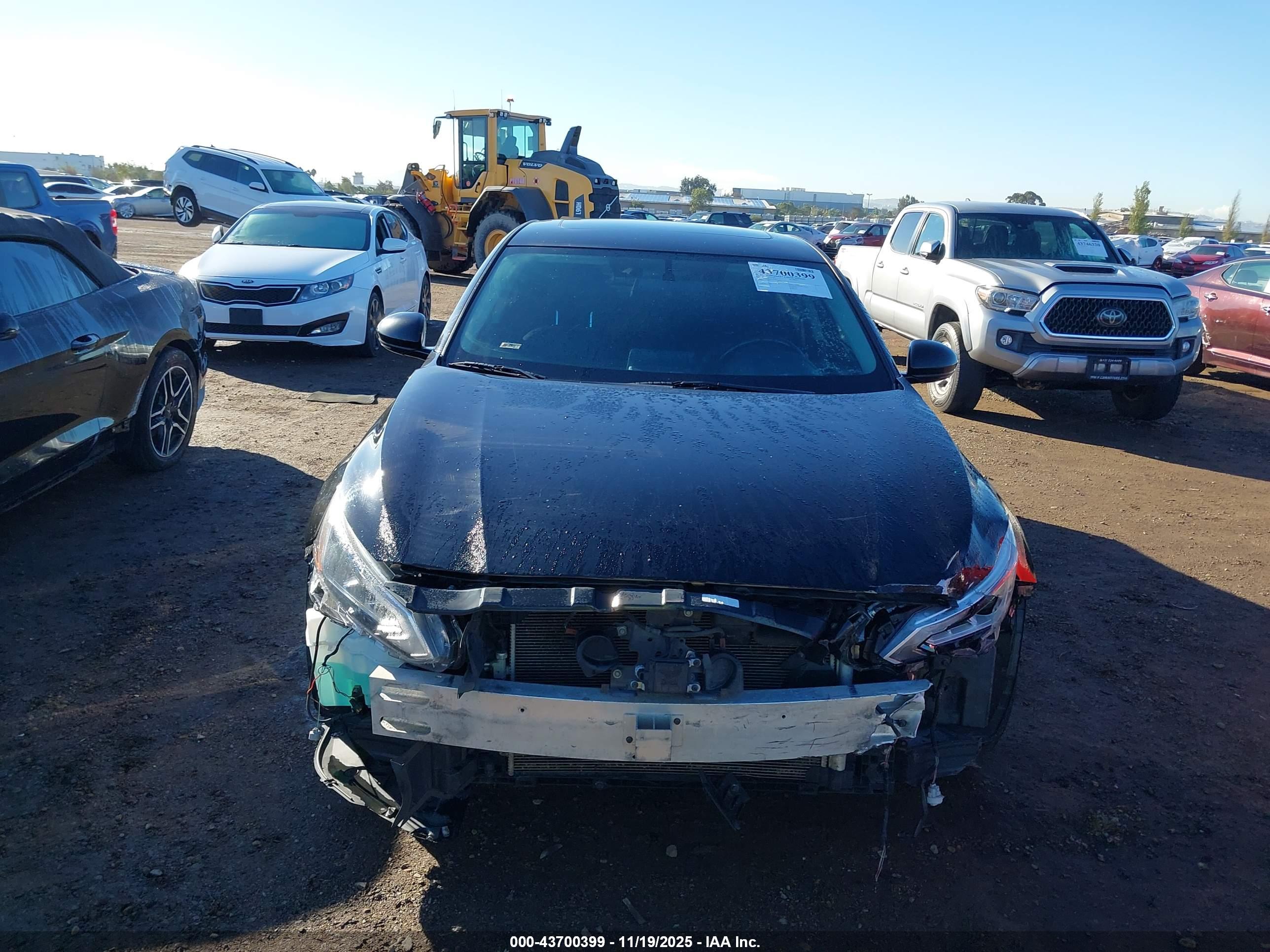NISSAN ALTIMA image 6