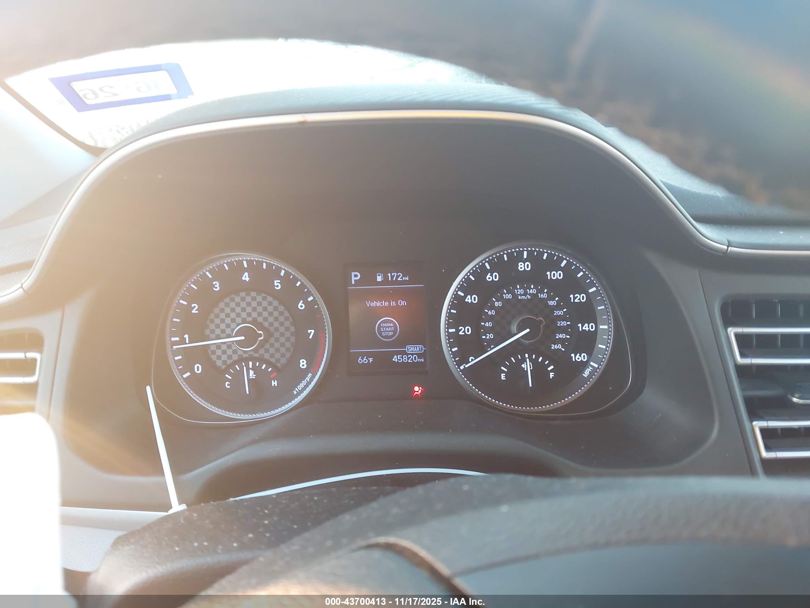 HYUNDAI ELANTRA image 7