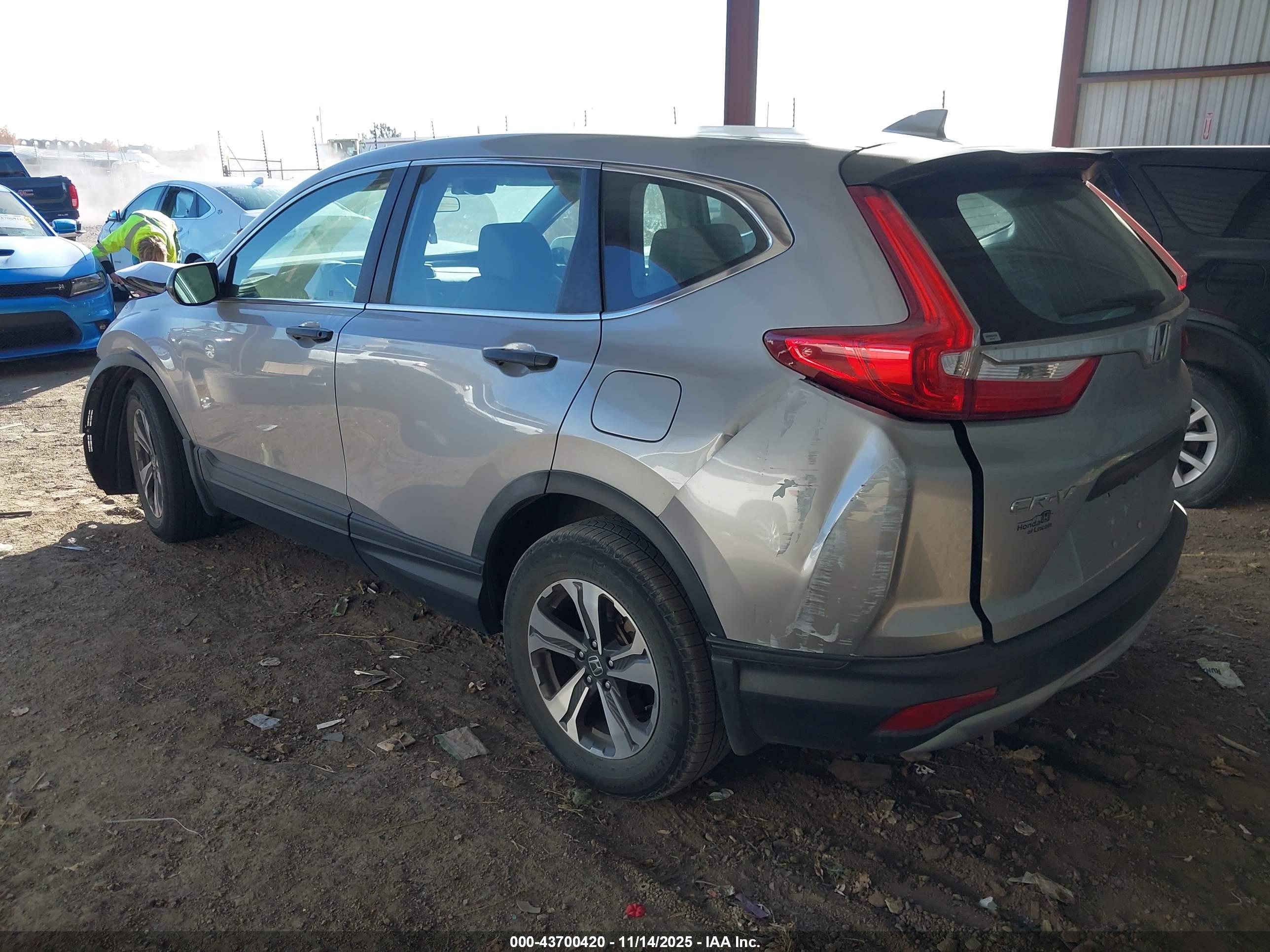 HONDA CR-V image 3