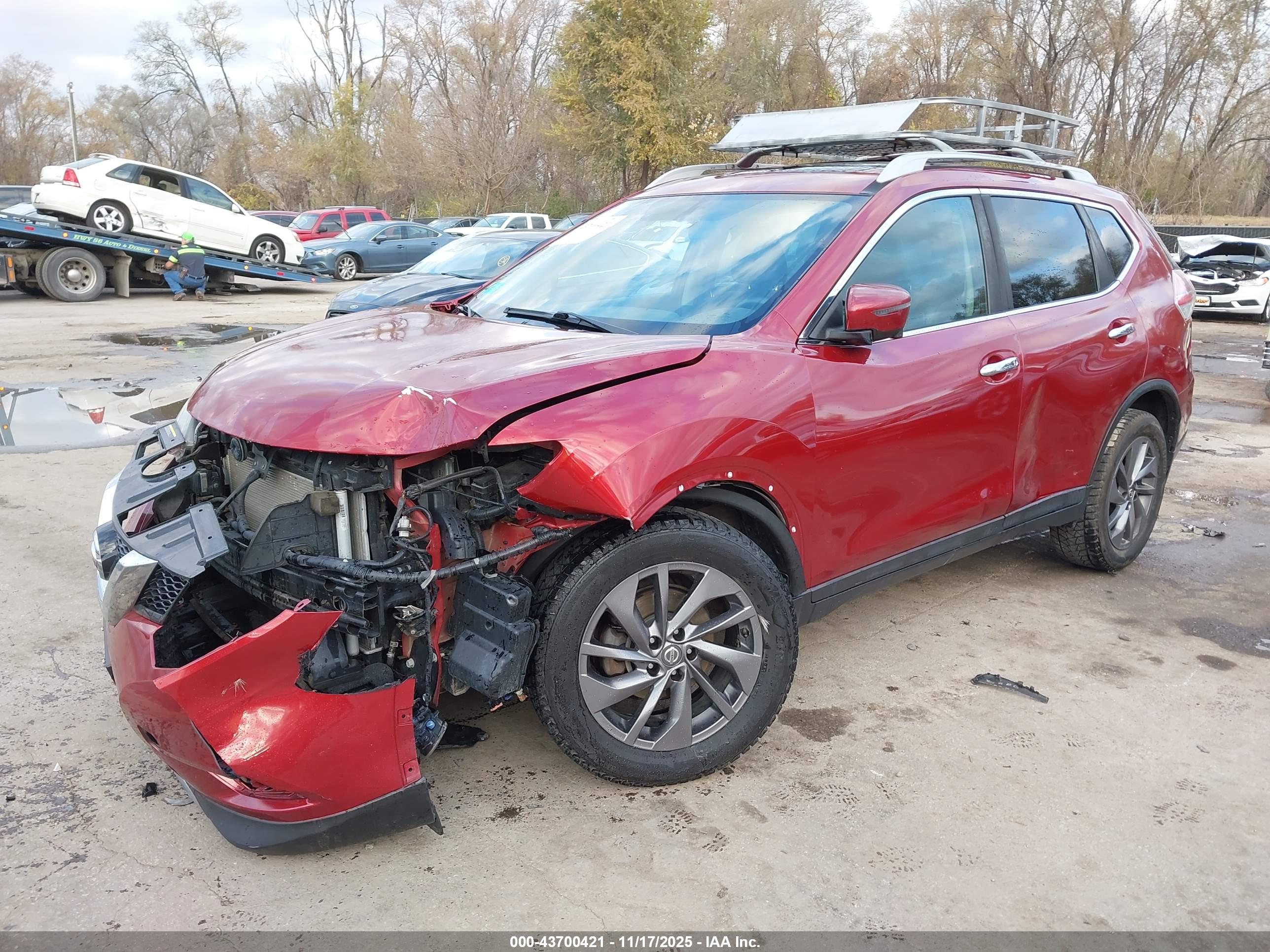 NISSAN ROGUE image 2