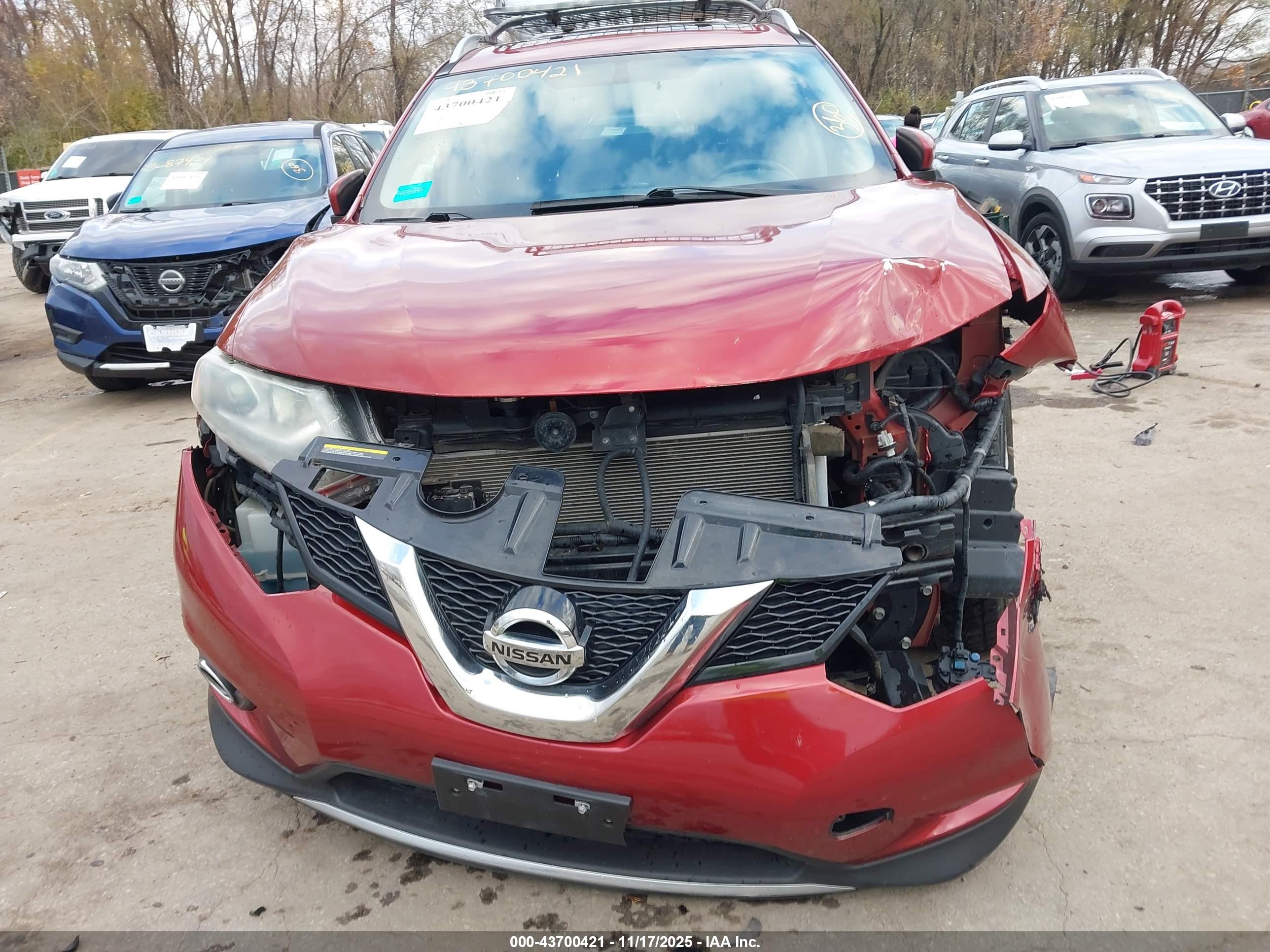 NISSAN ROGUE image 6