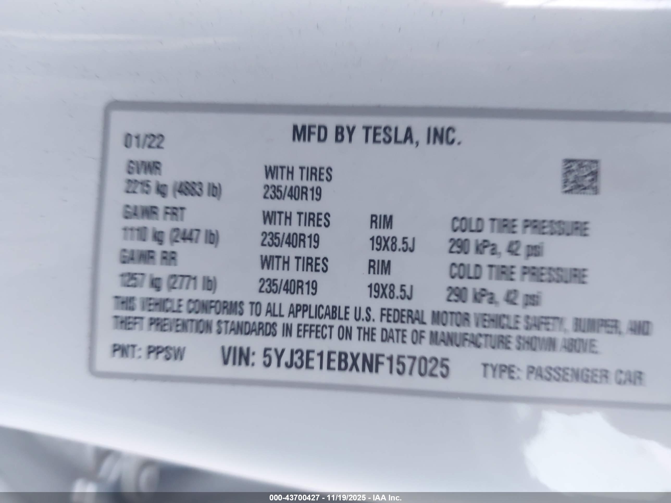 TESLA MODEL image 9