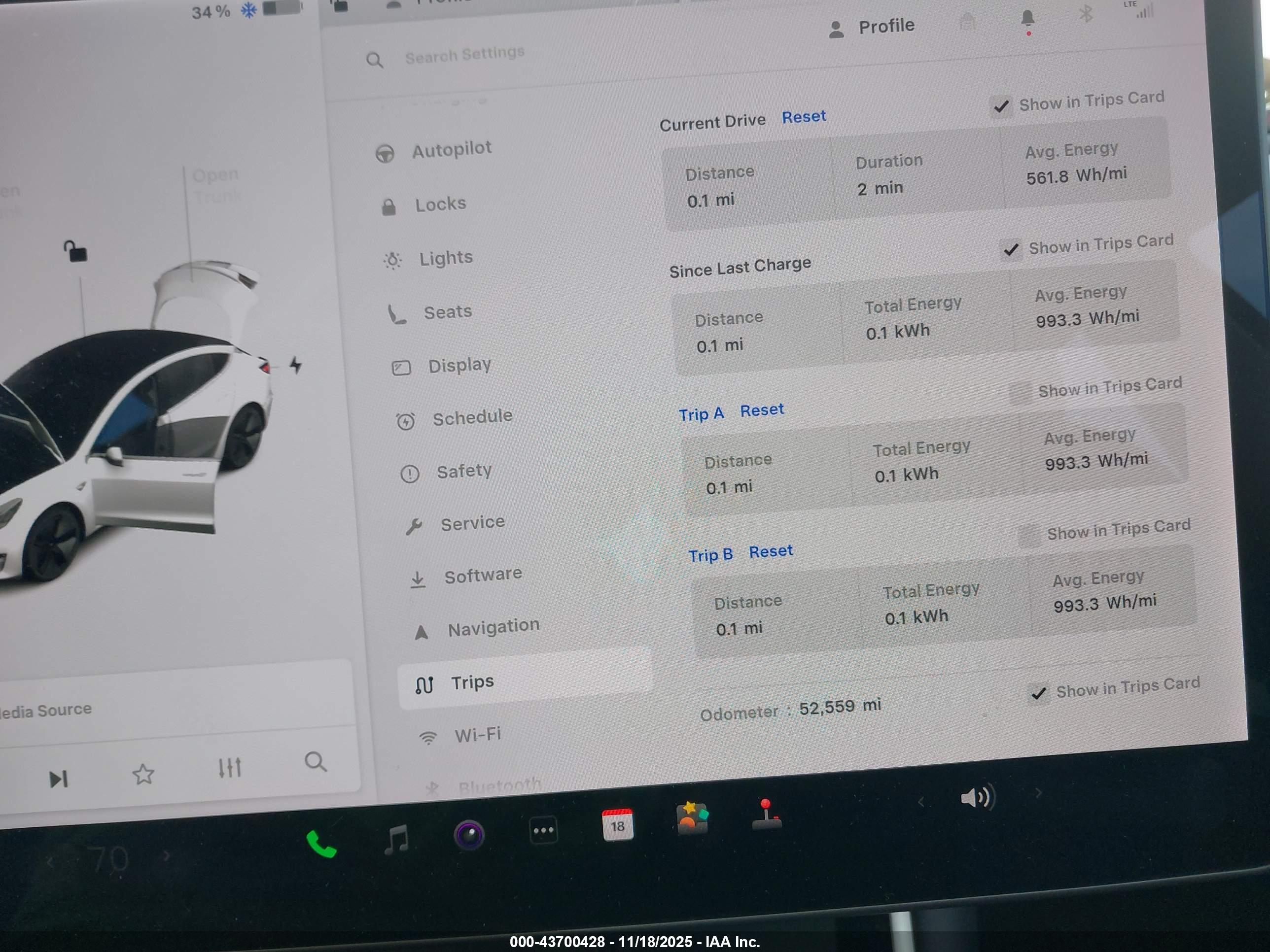 TESLA MODEL image 7