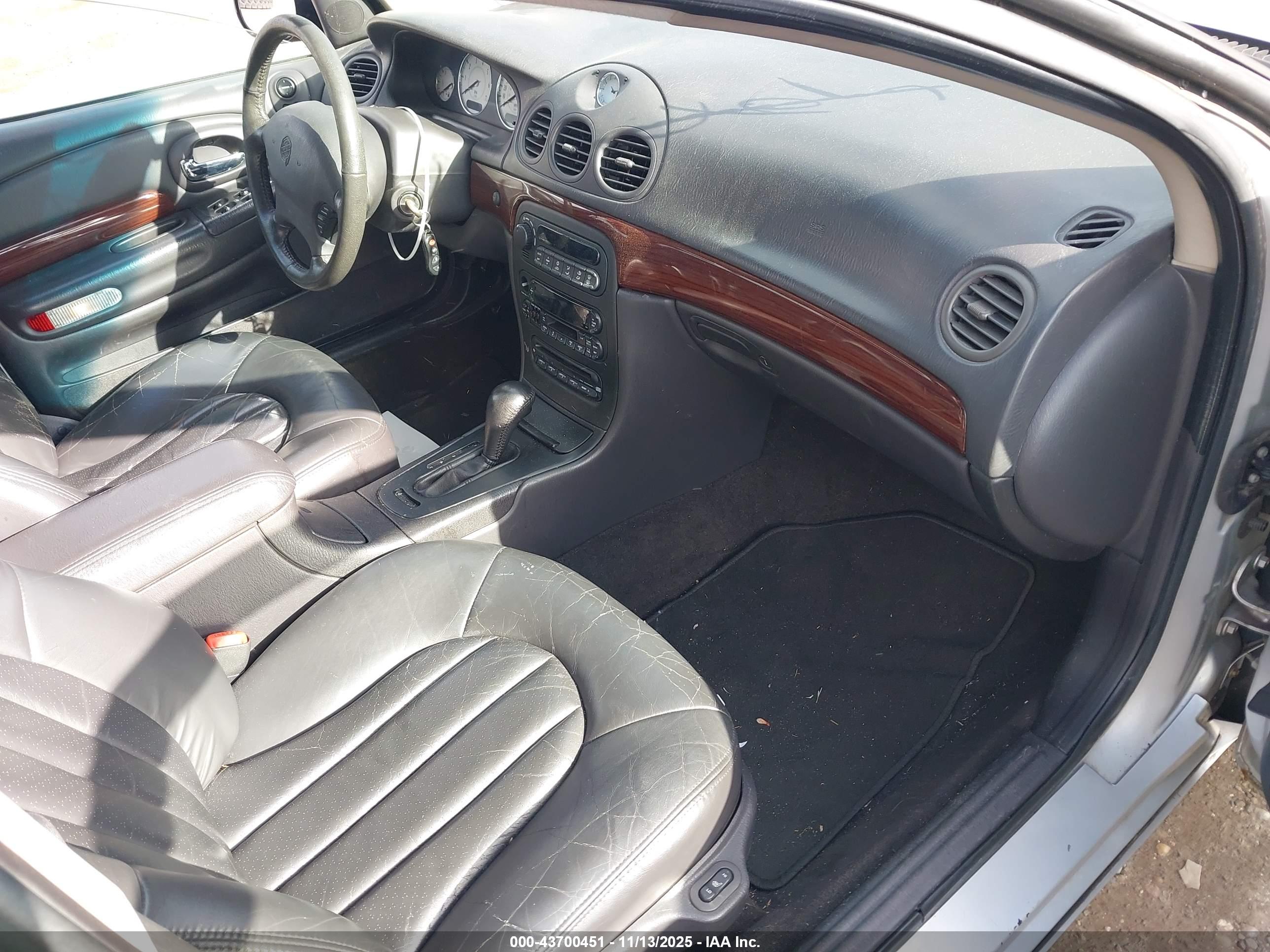 CHRYSLER 300M image 5