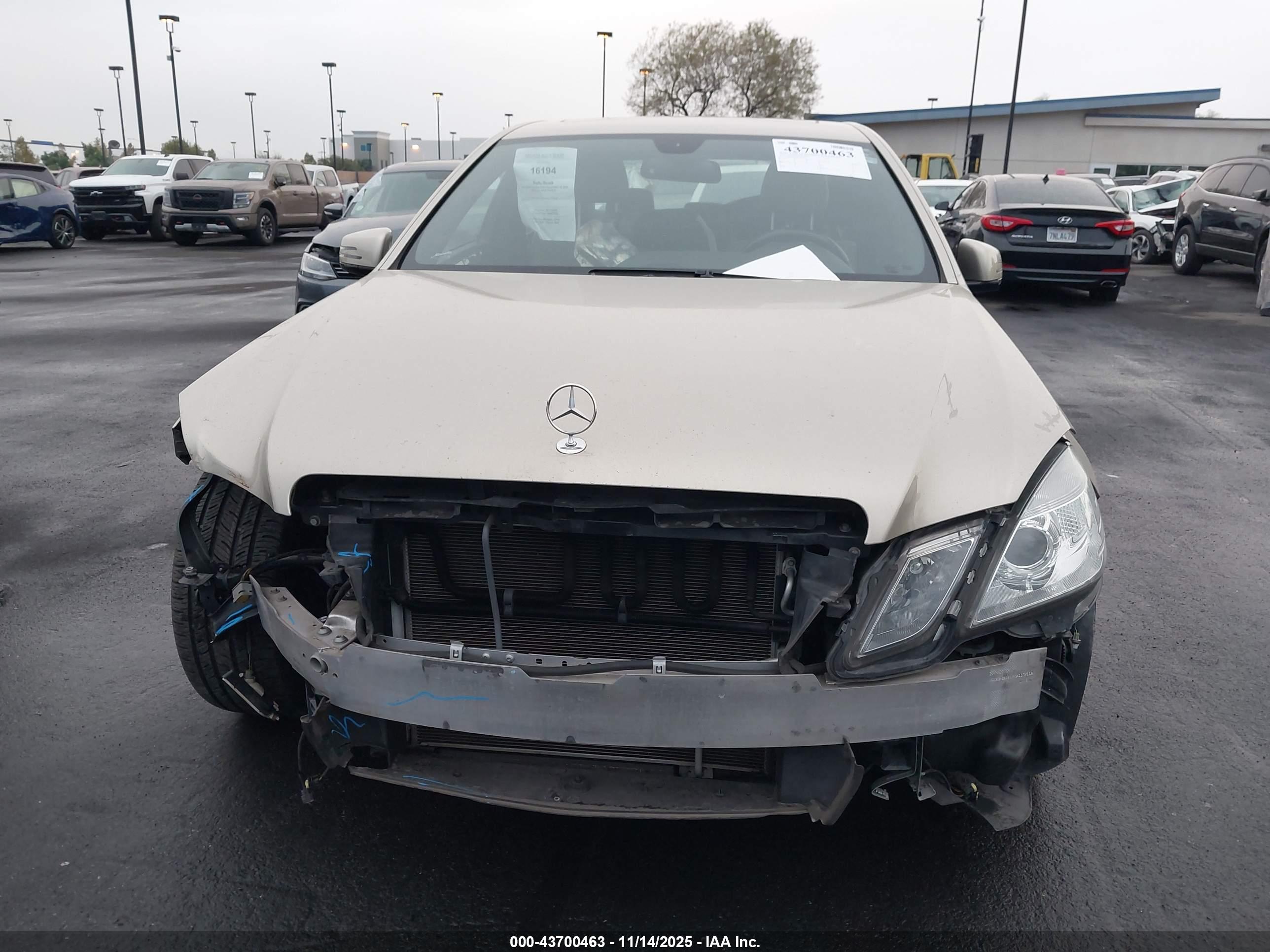 MERCEDES-BENZ E image 6