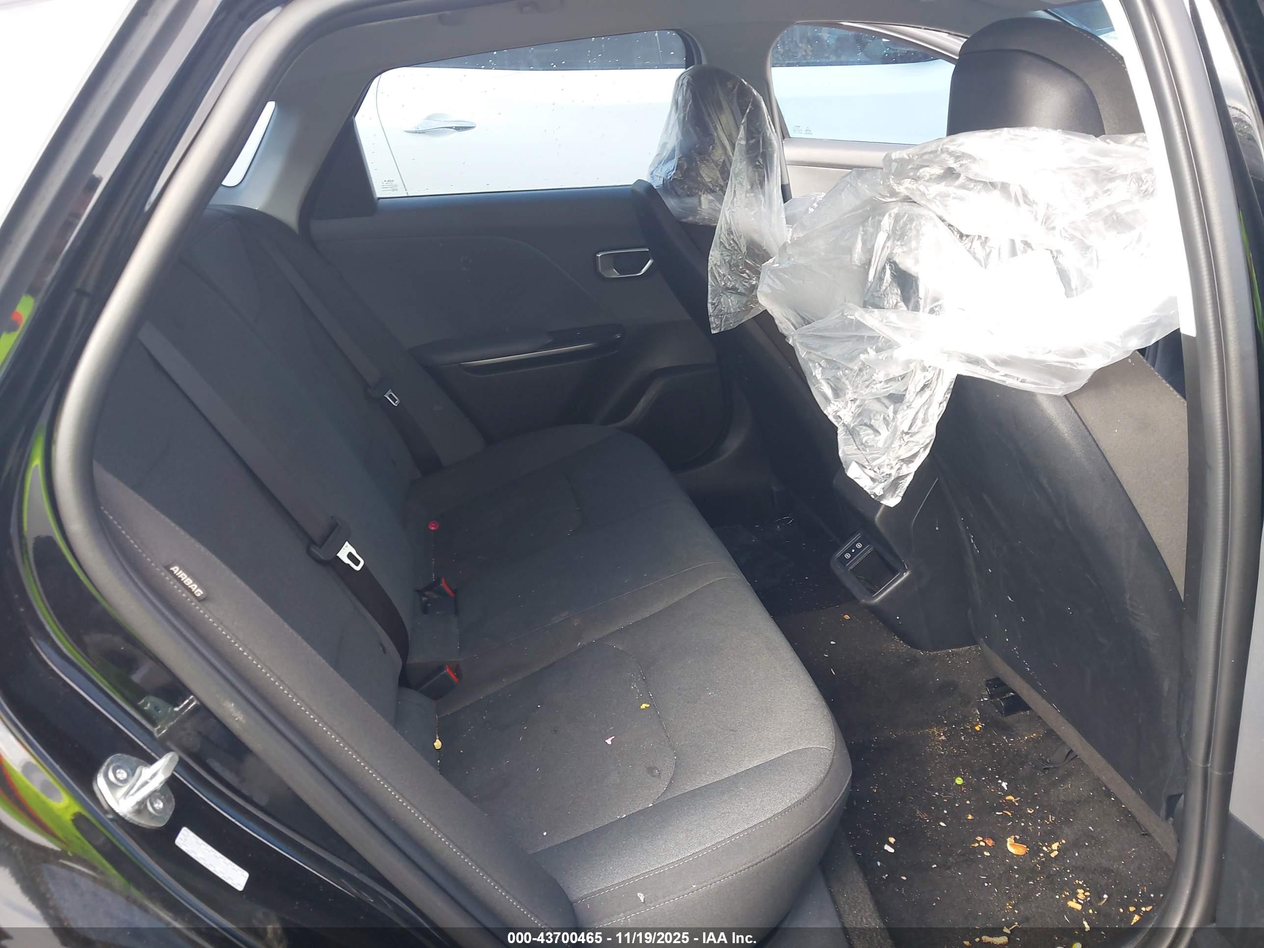 KIA K4 image 8