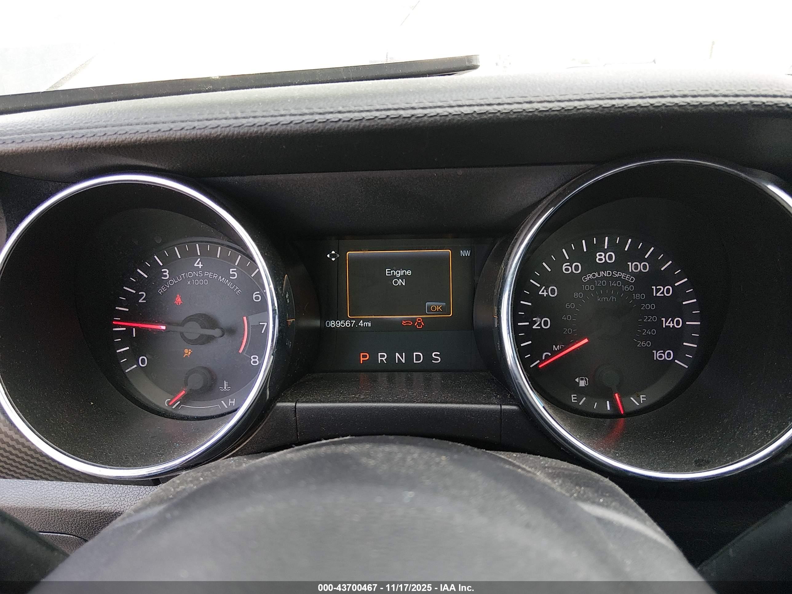 FORD MUSTANG image 7
