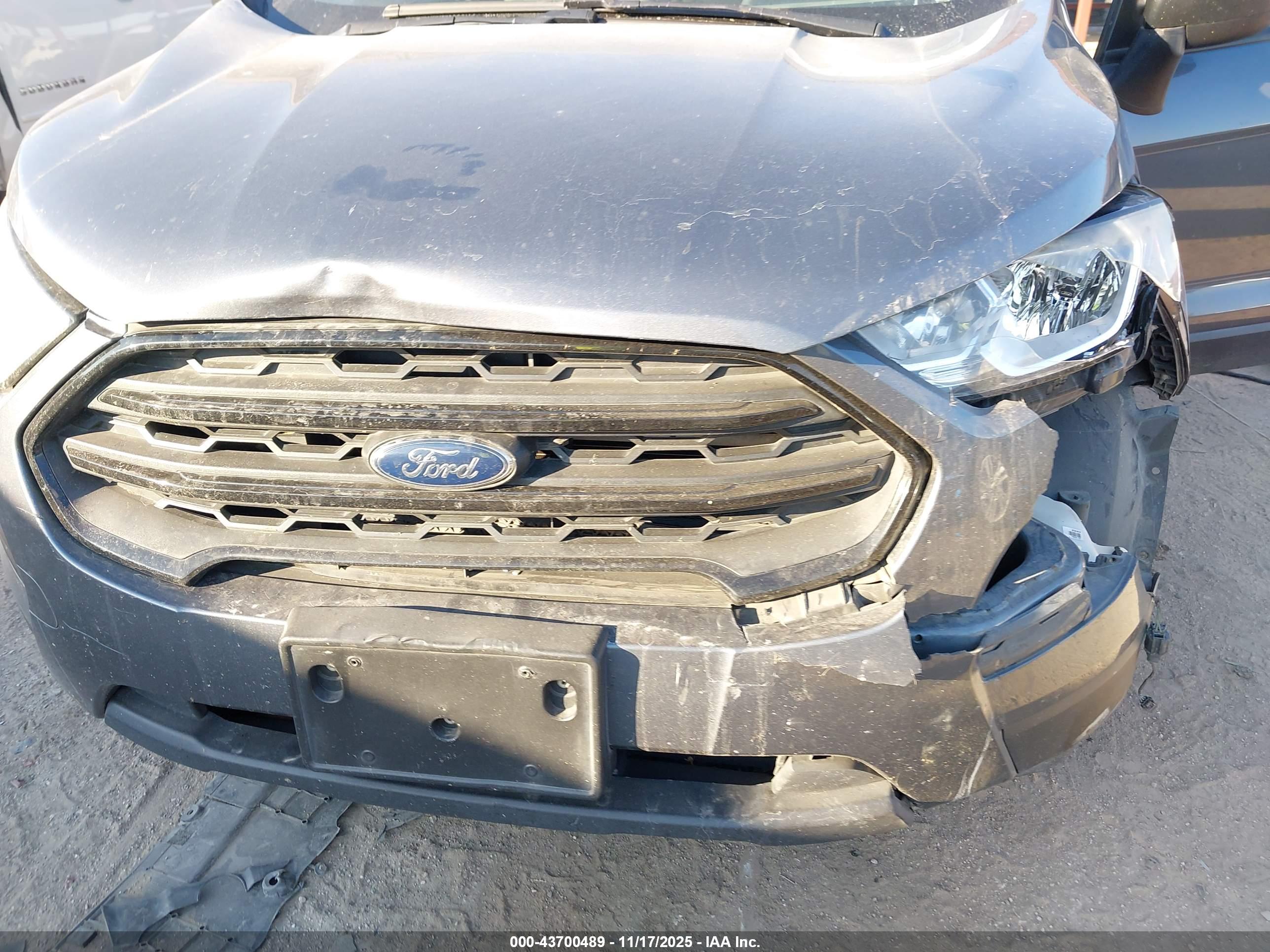 FORD ECOSPORT image 6
