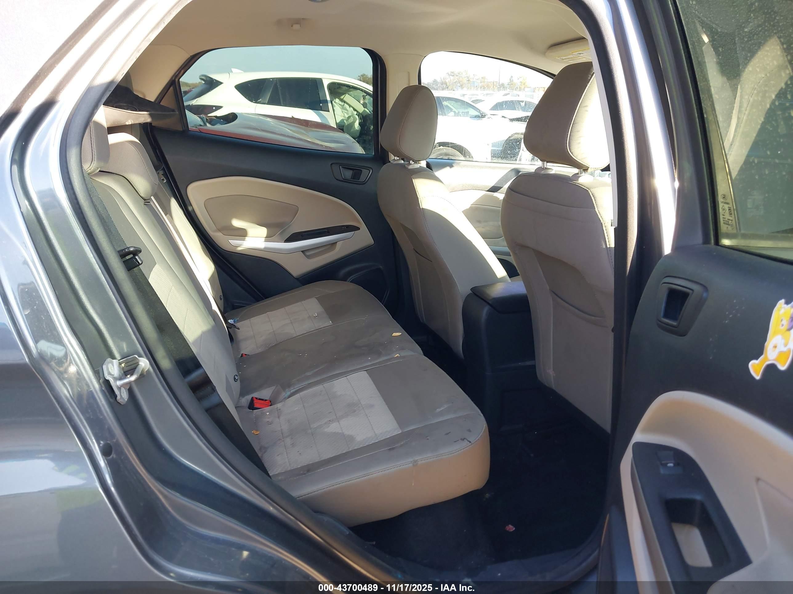 FORD ECOSPORT image 8