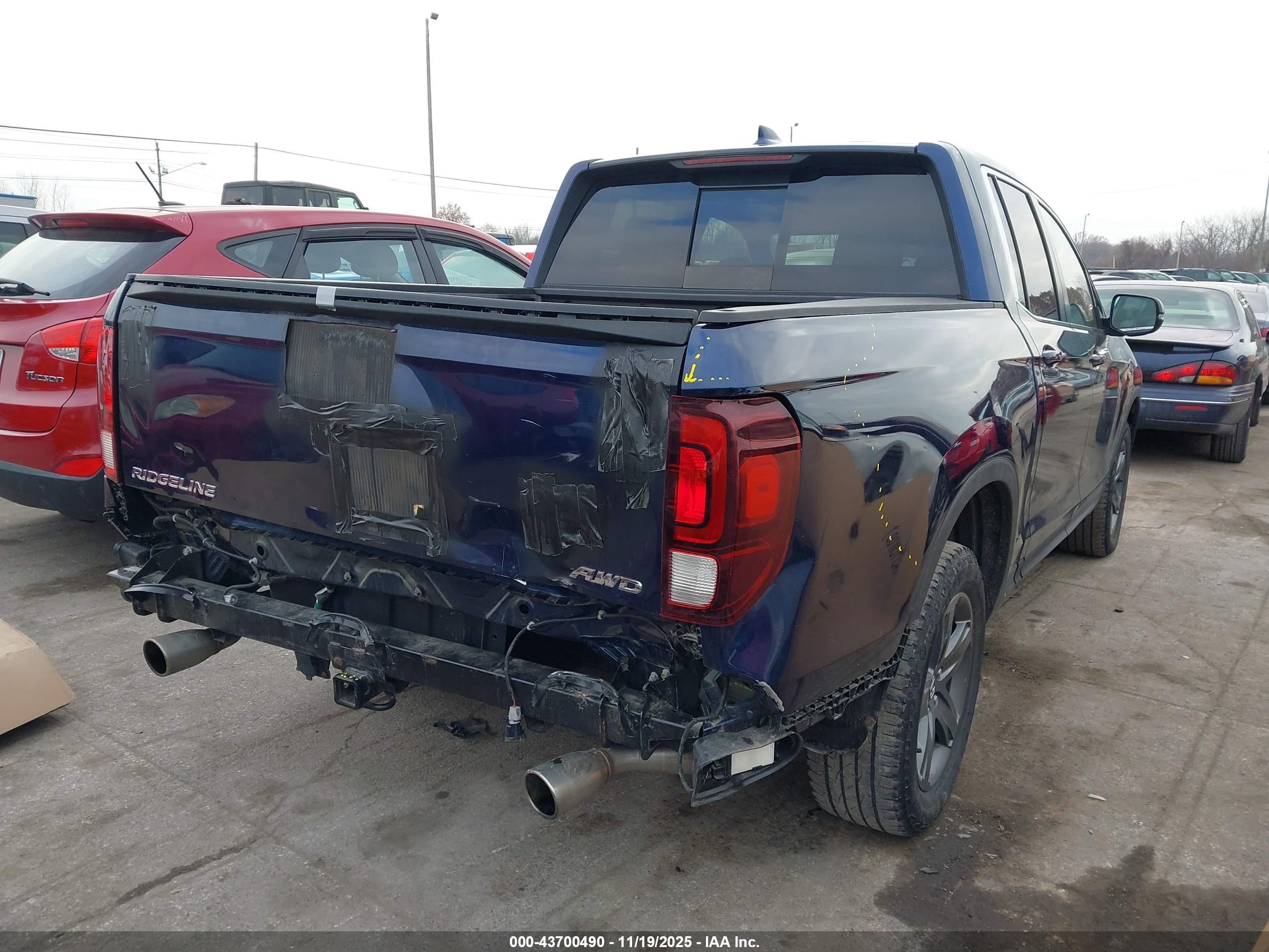 HONDA RIDGELINE image 4