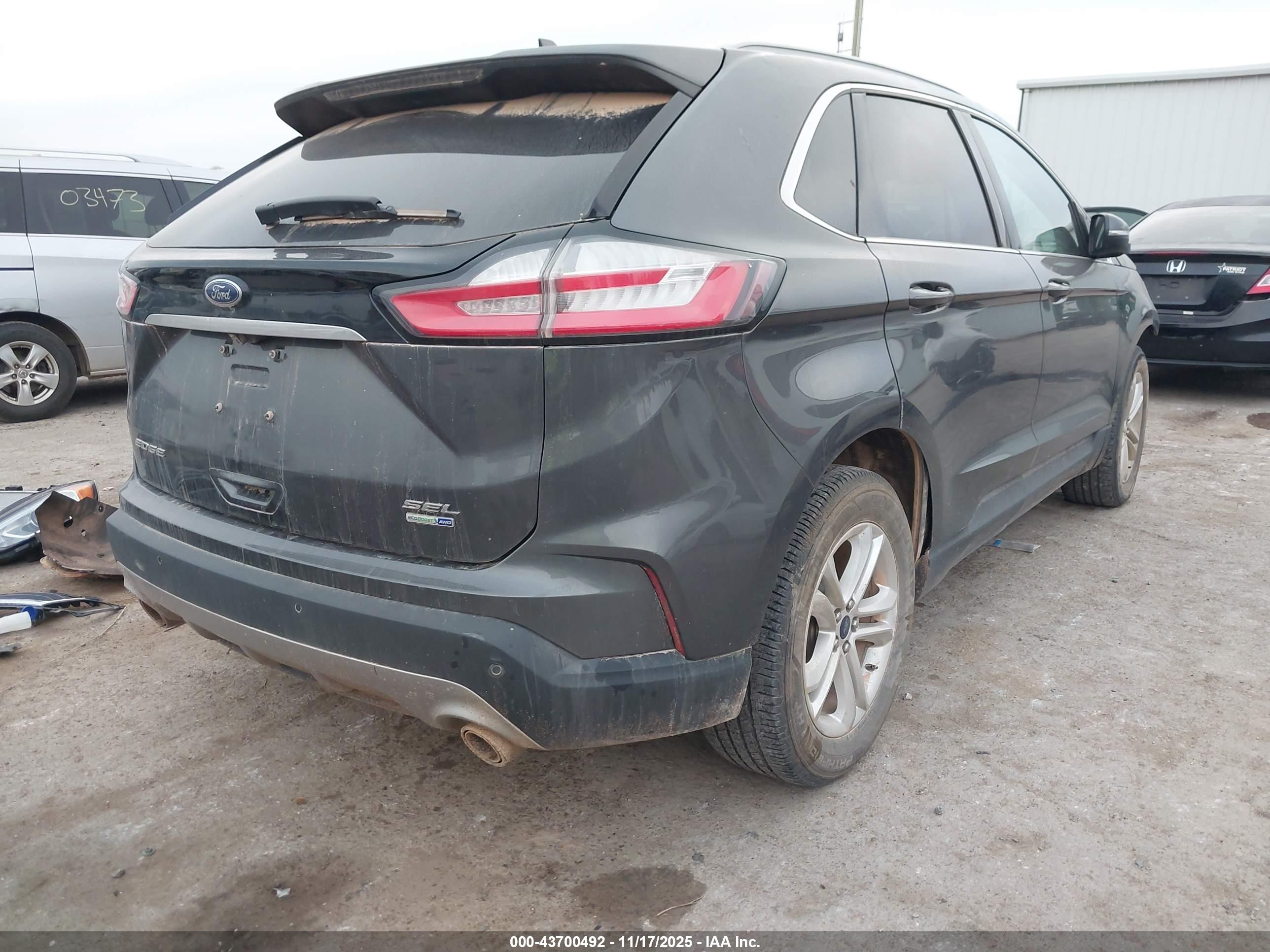 FORD EDGE image 4