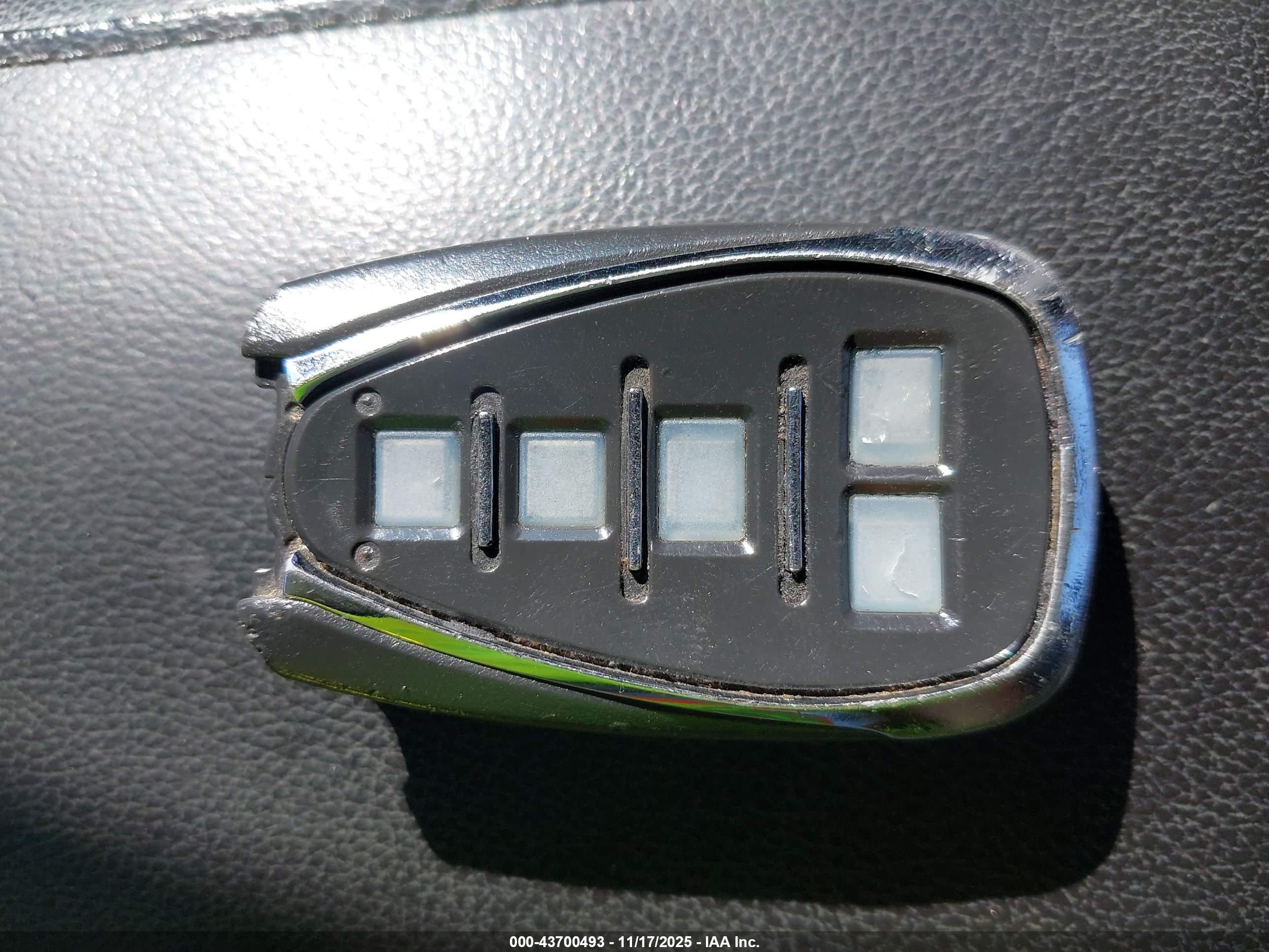 CHEVROLET CRUZE image 11