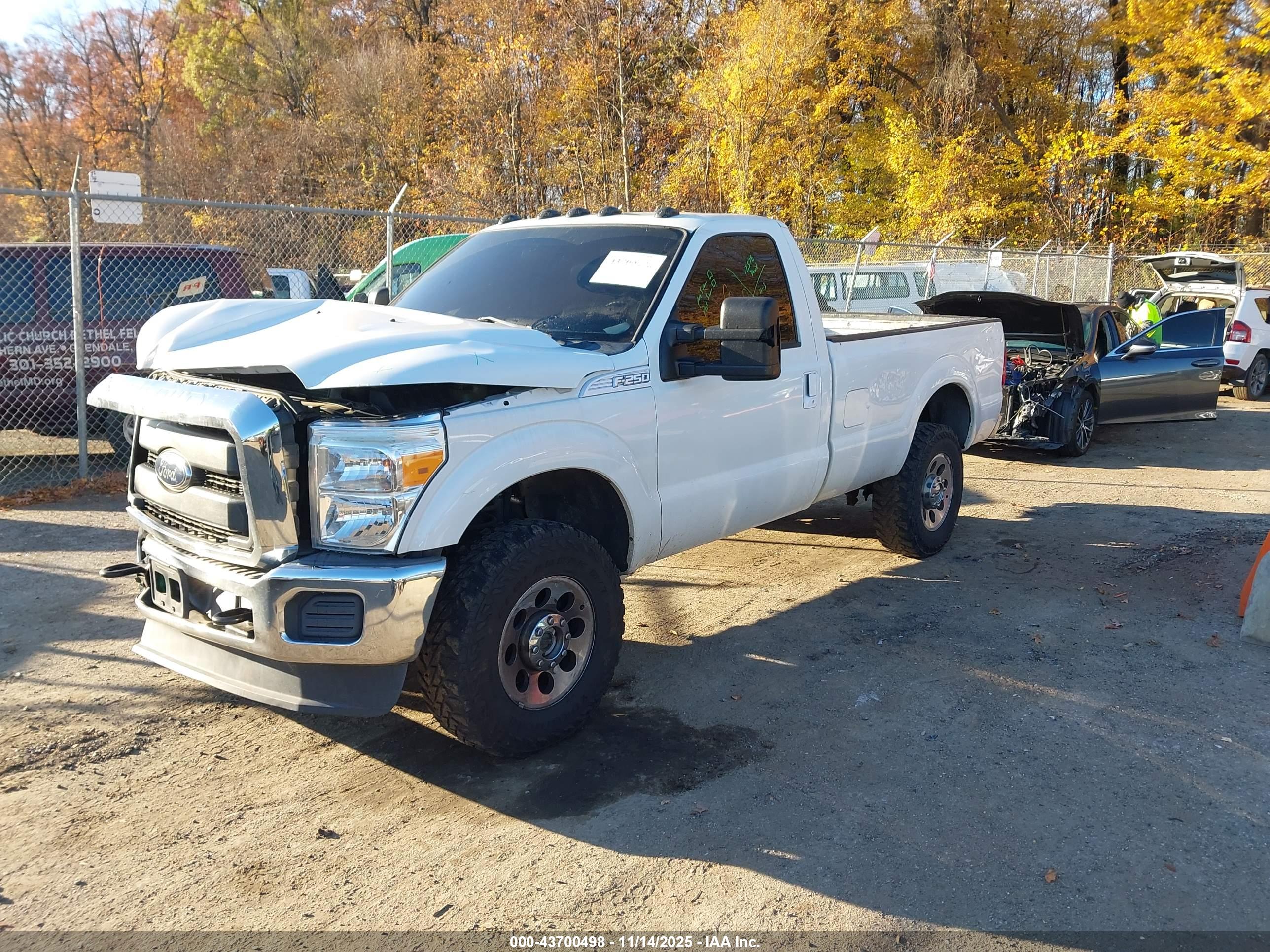 FORD F-250 image 2