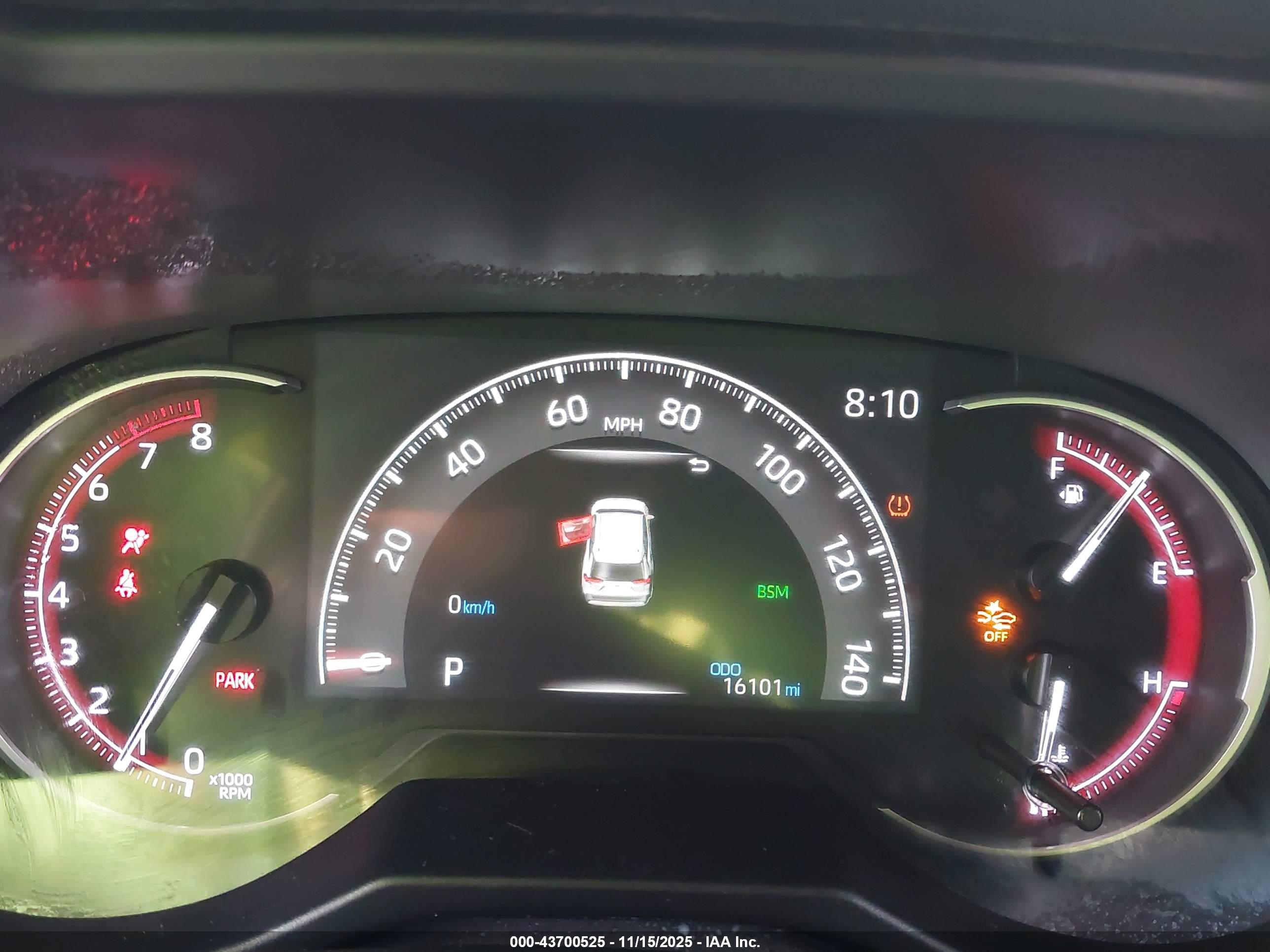 TOYOTA RAV4 image 7