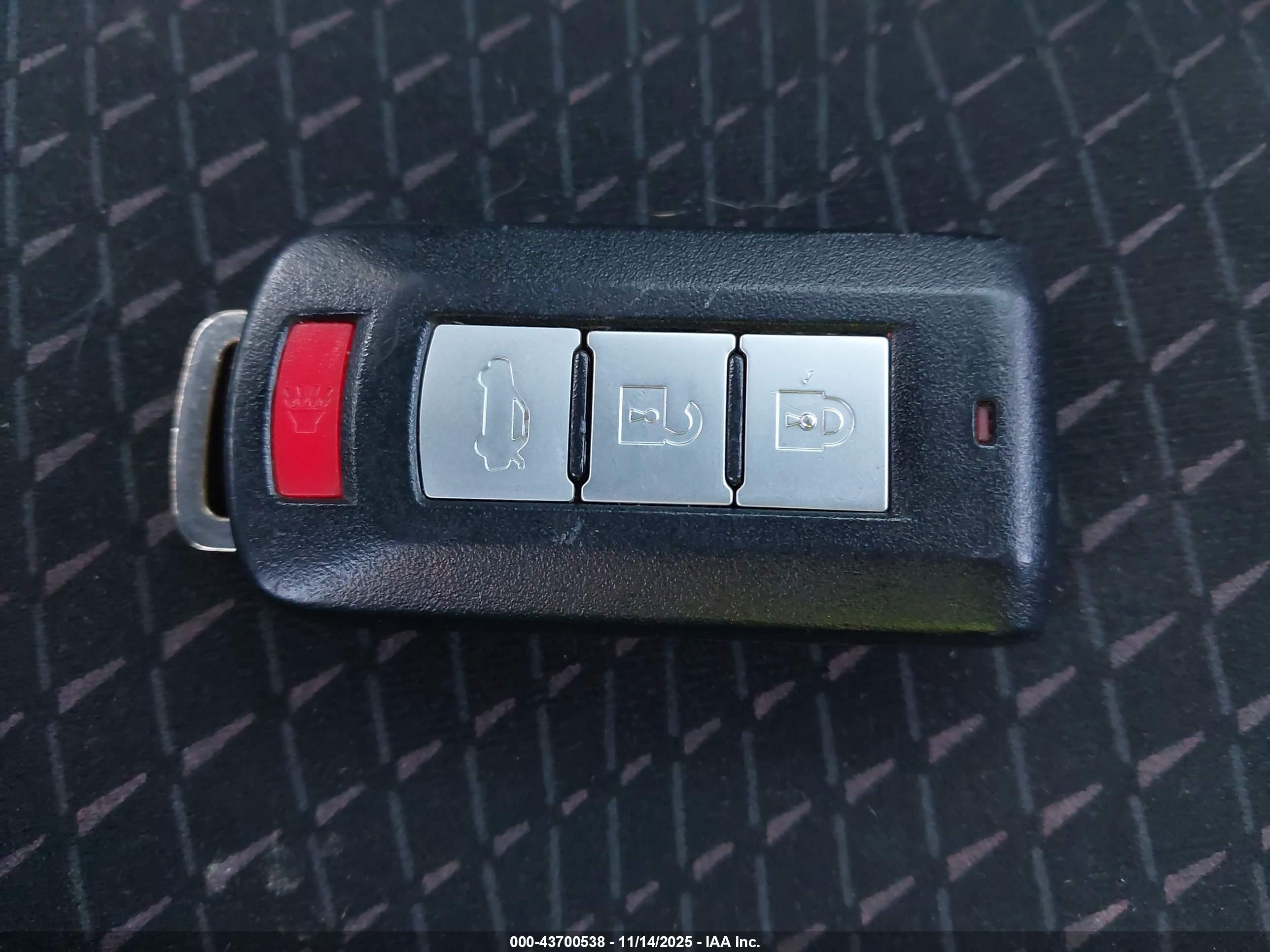 MITSUBISHI MIRAGE image 11