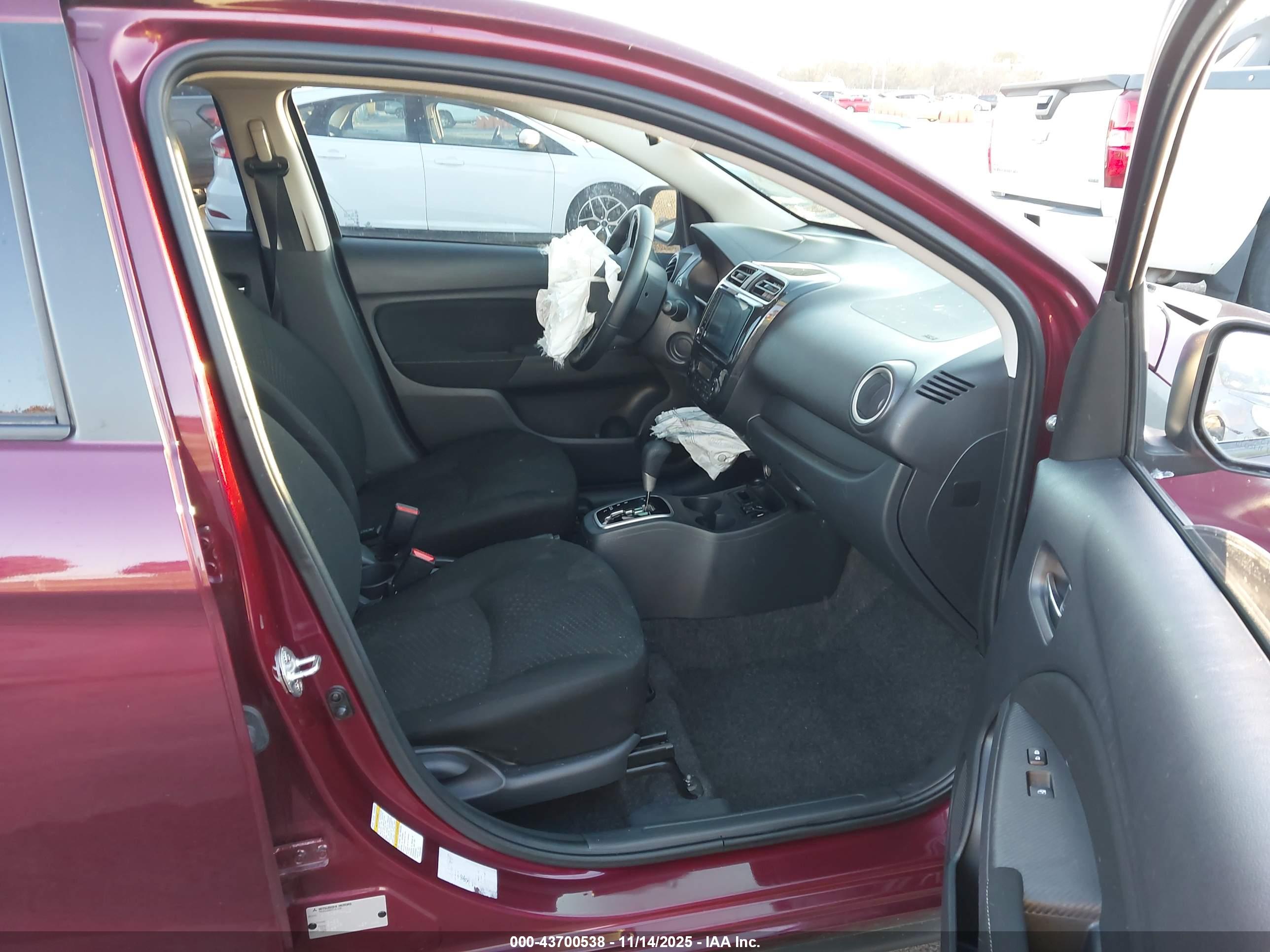 MITSUBISHI MIRAGE image 5