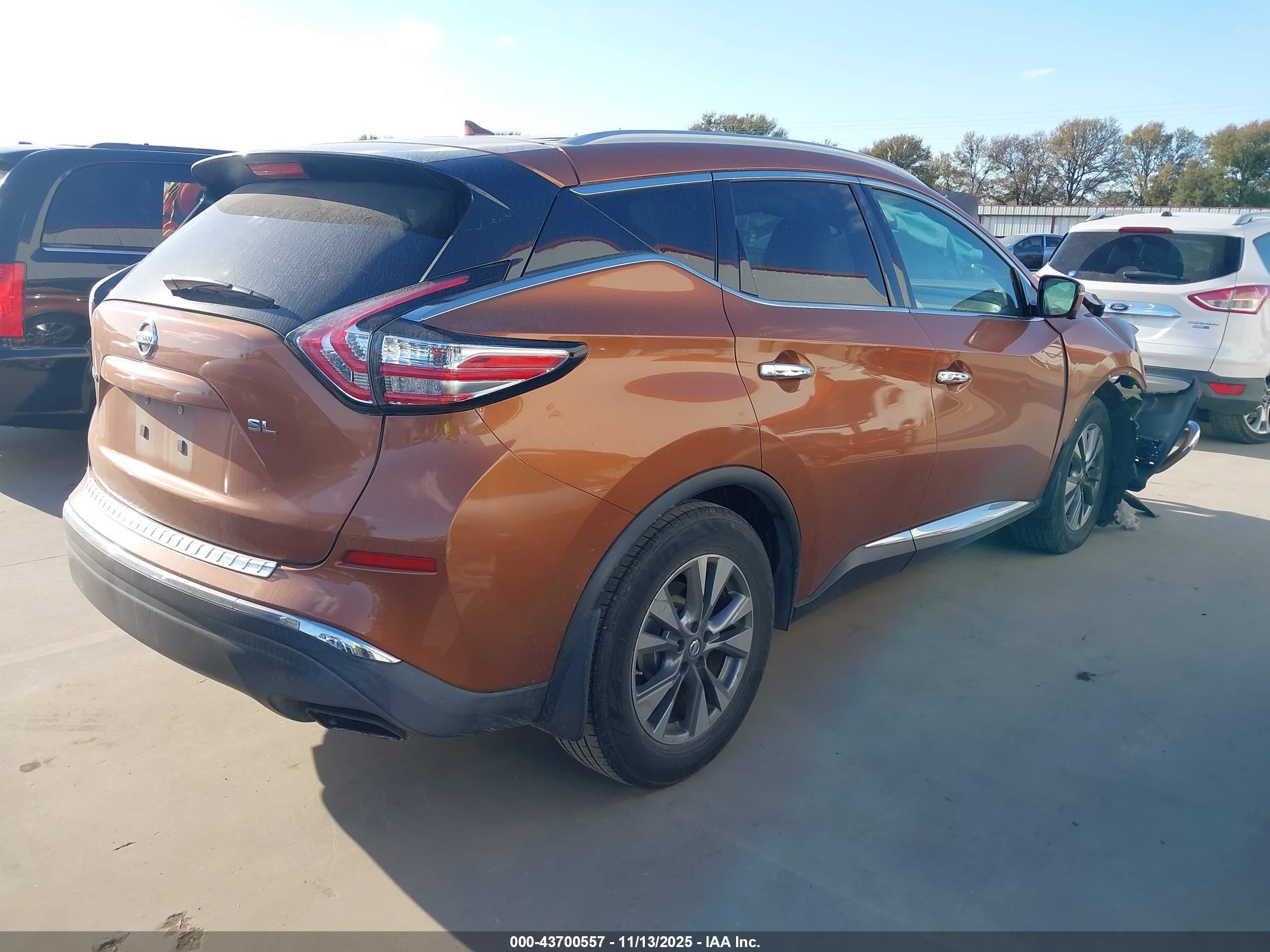 NISSAN MURANO image 4