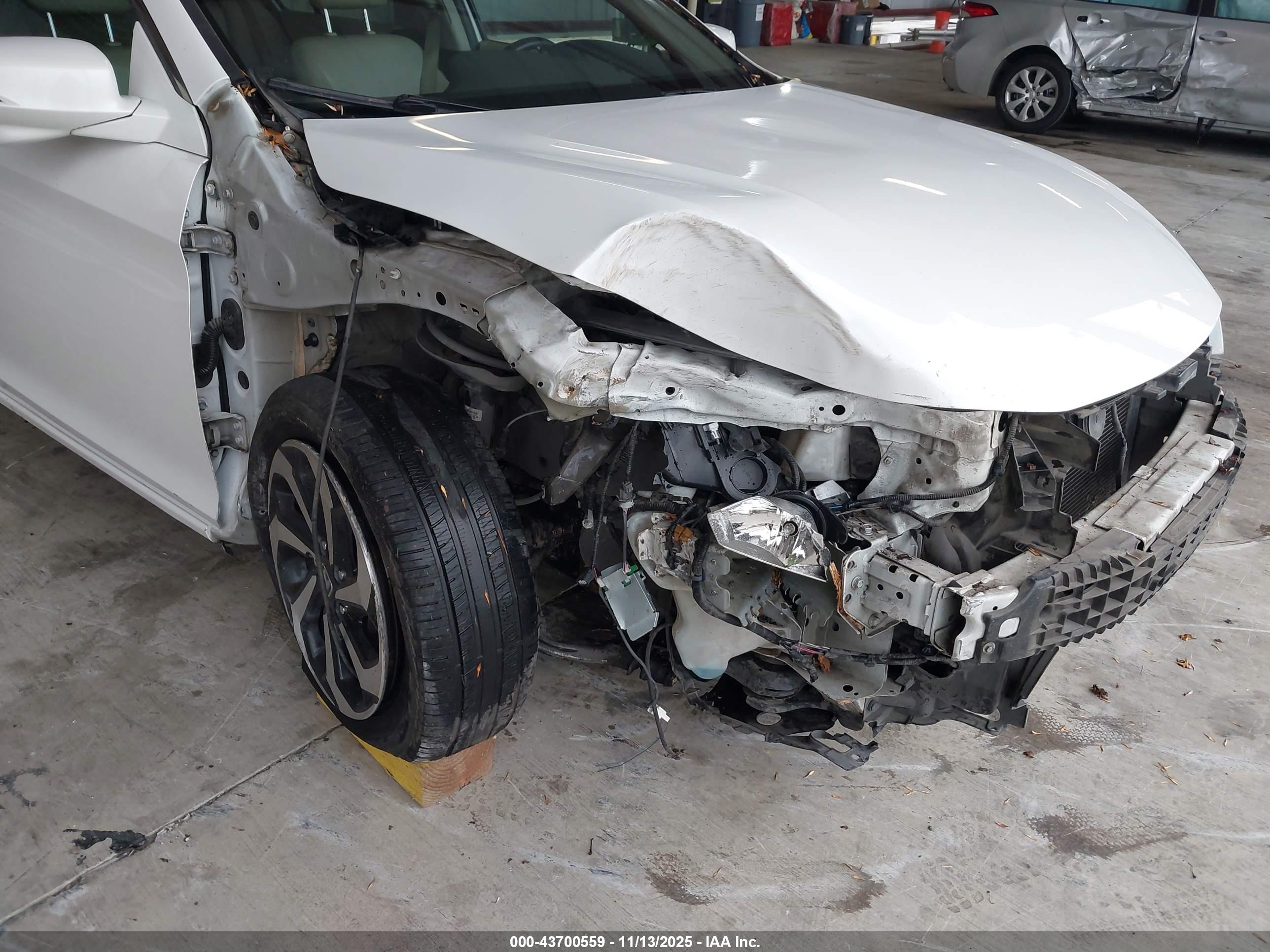 HONDA ACCORD image 6