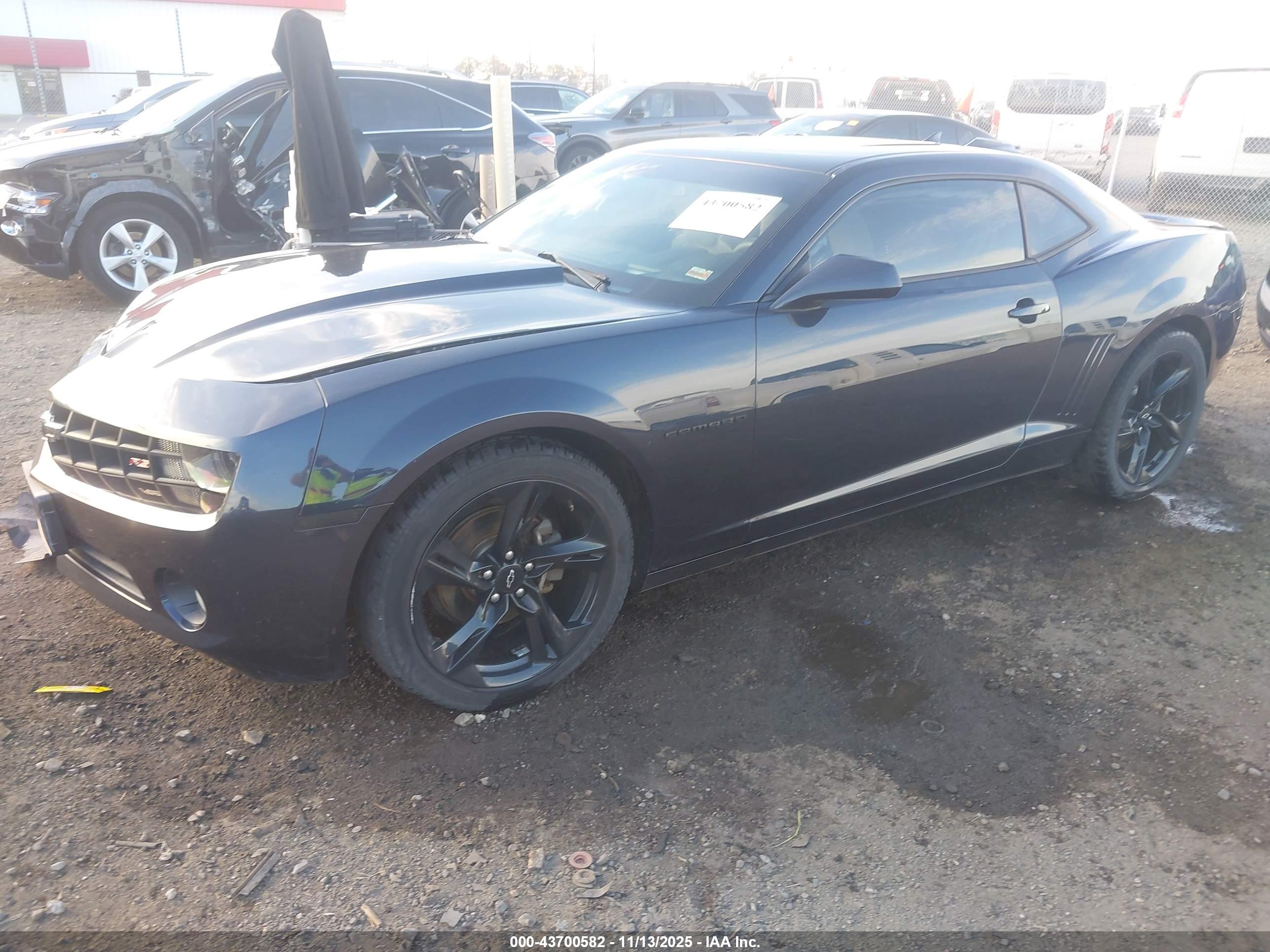 CHEVROLET CAMARO image 2