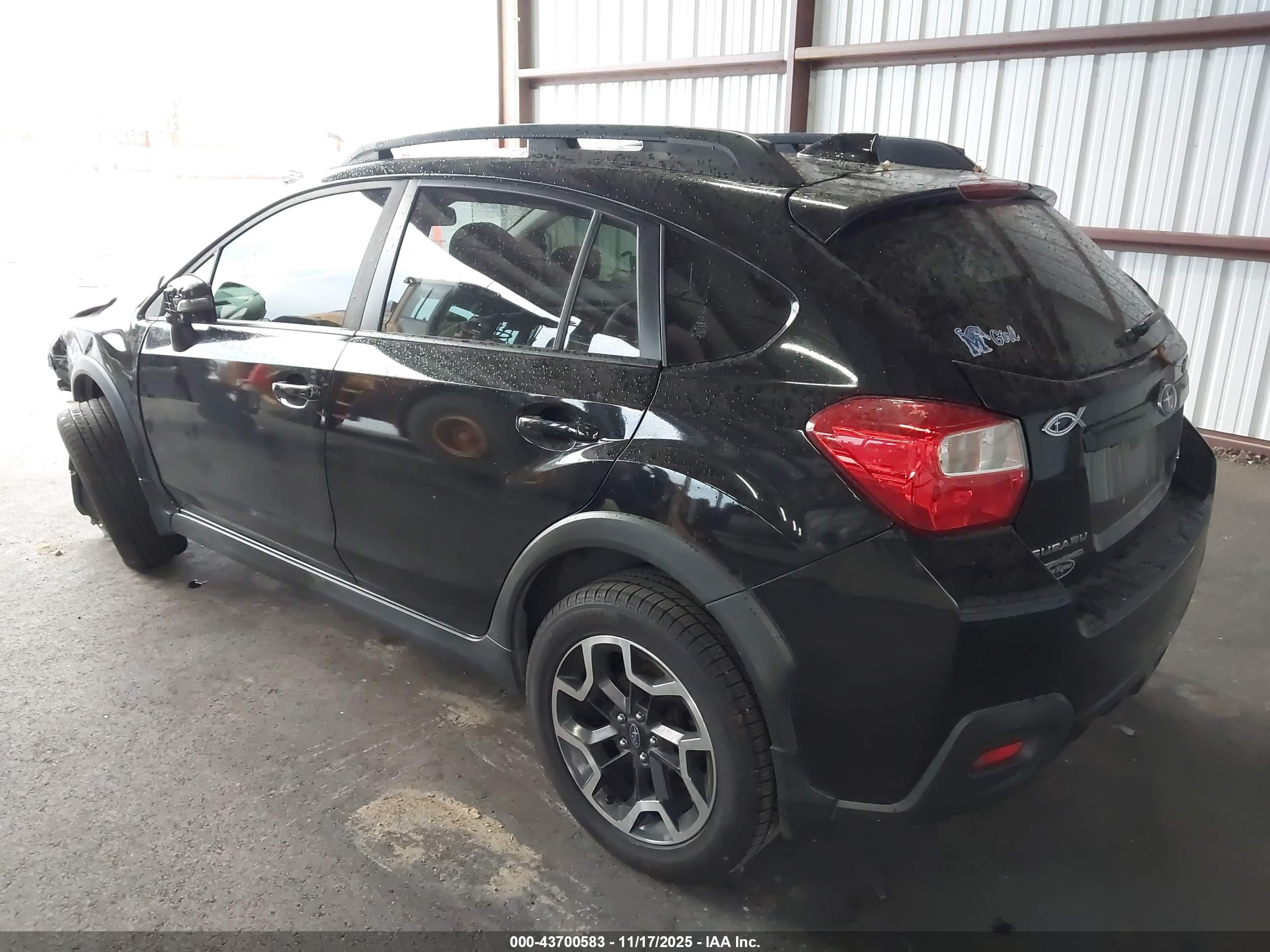 SUBARU CROSSTREK image 3