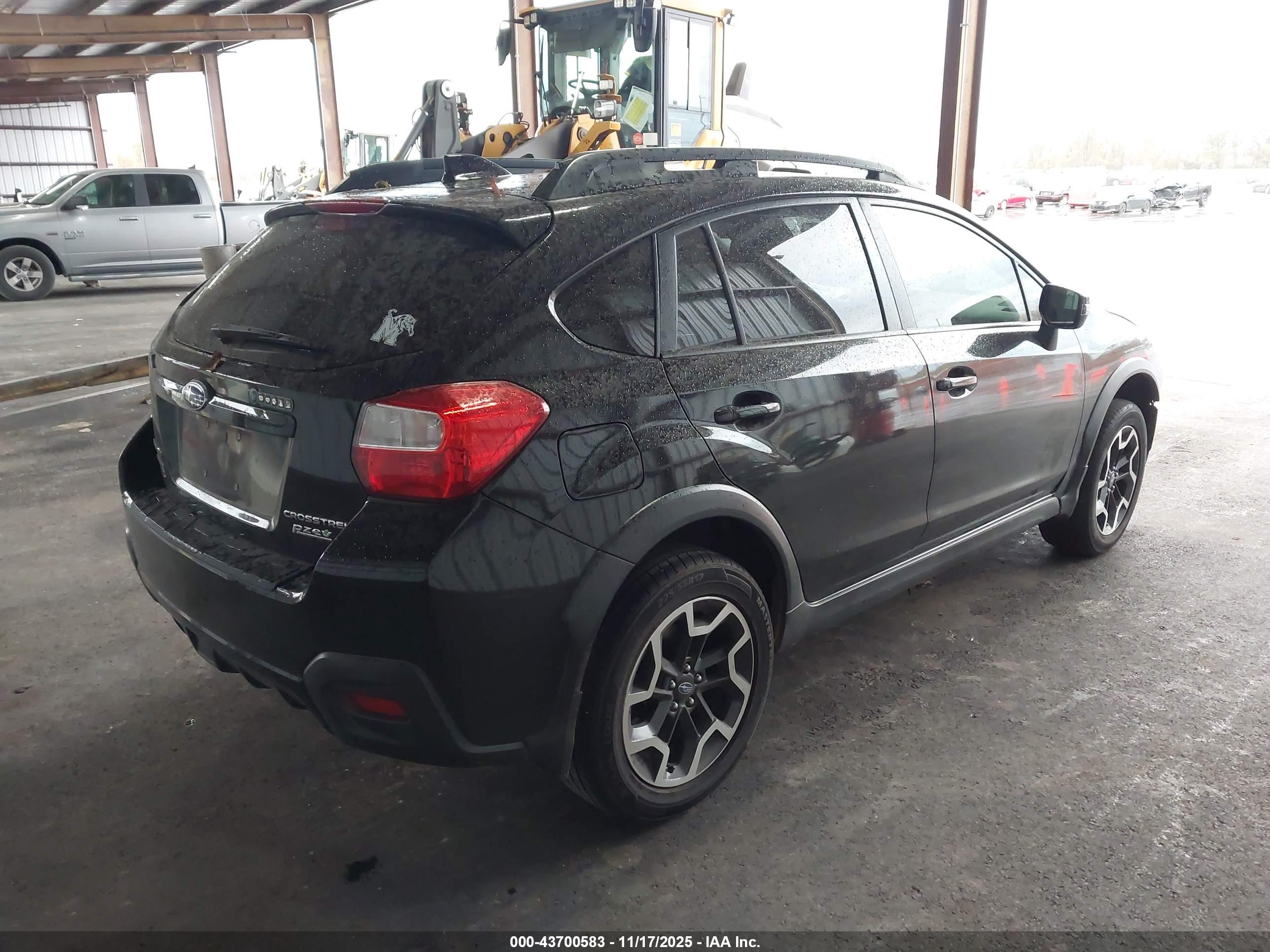 SUBARU CROSSTREK image 4