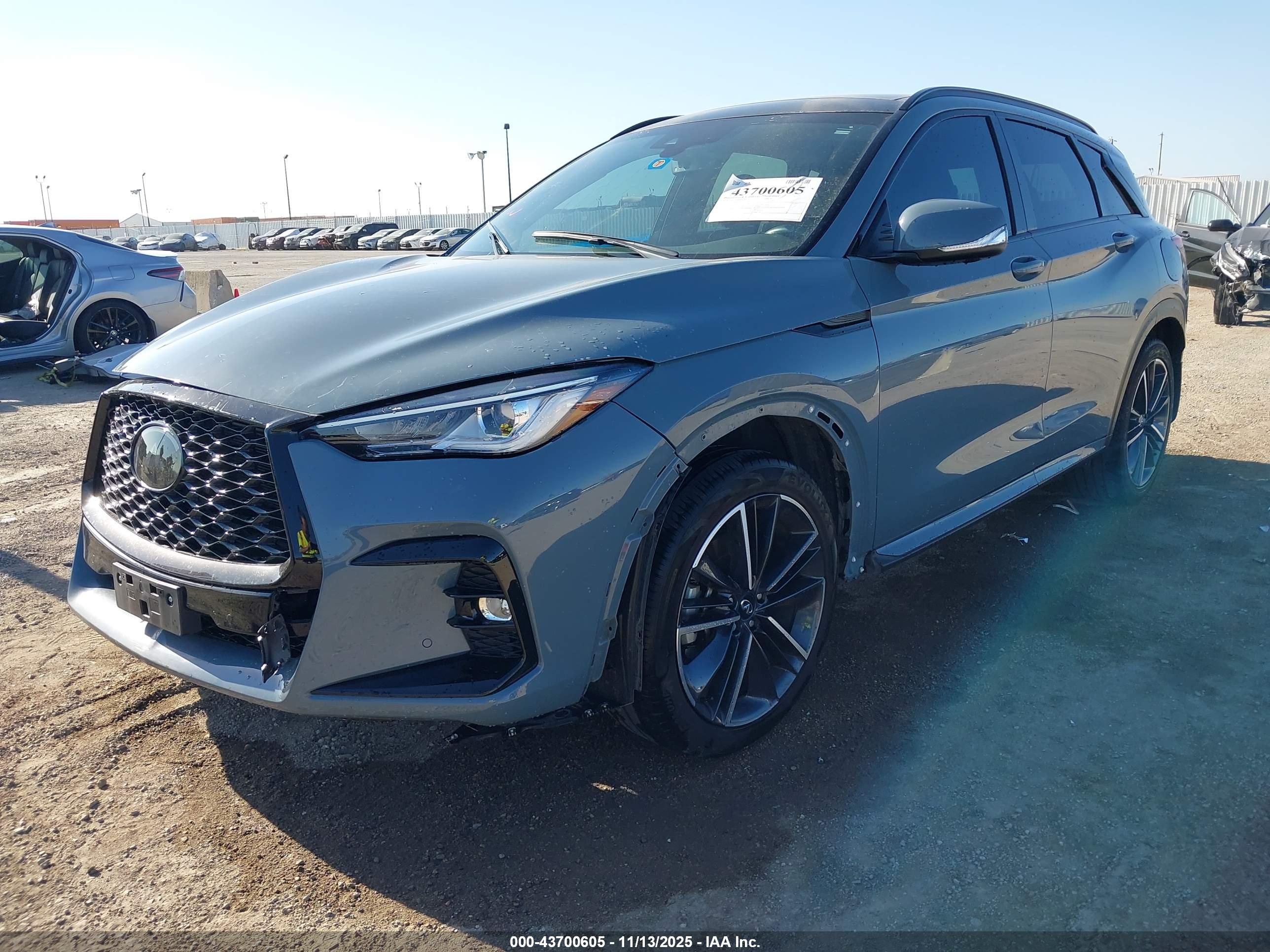 INFINITI QX50 image 2
