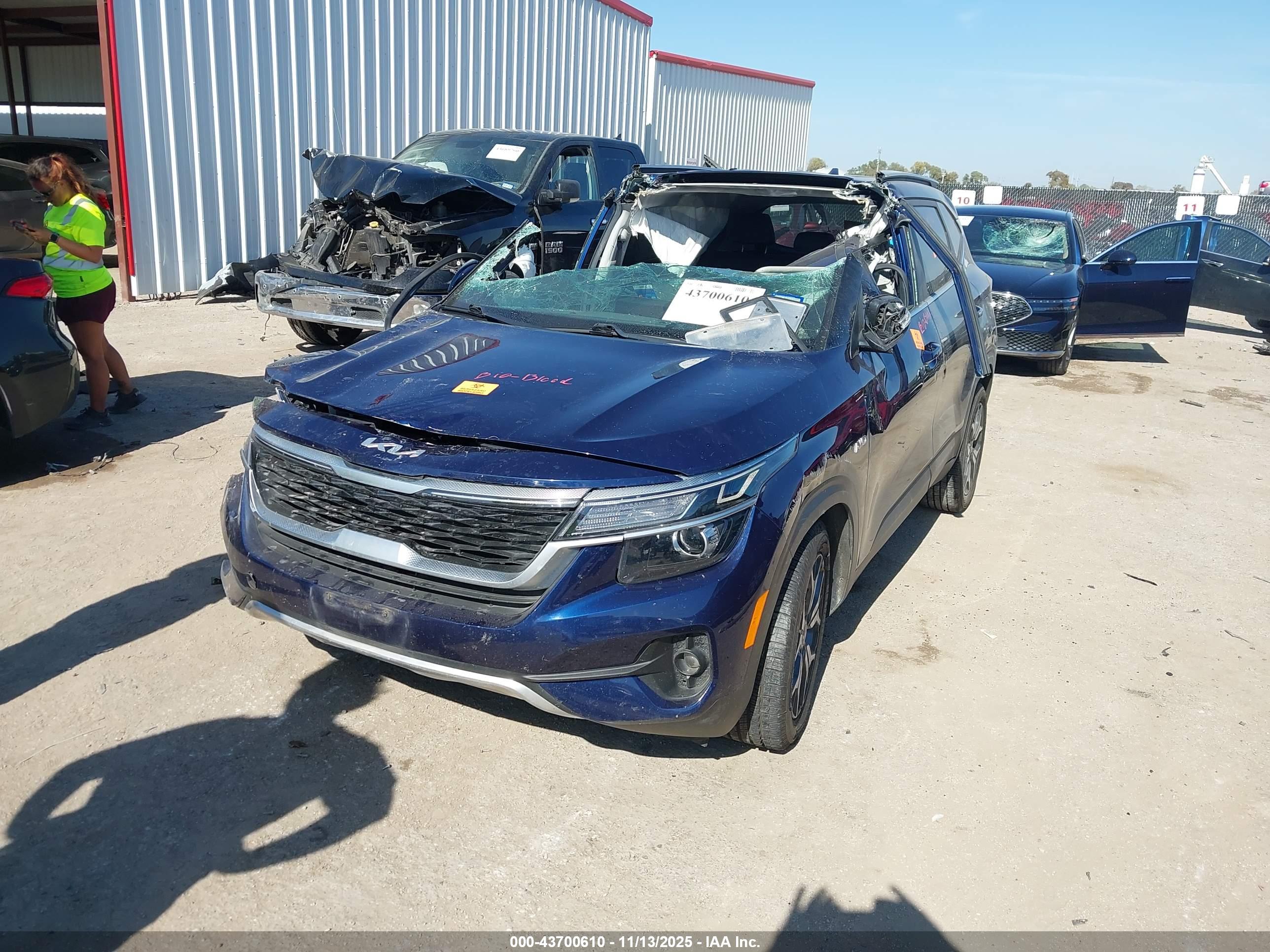 KIA SELTOS image 2